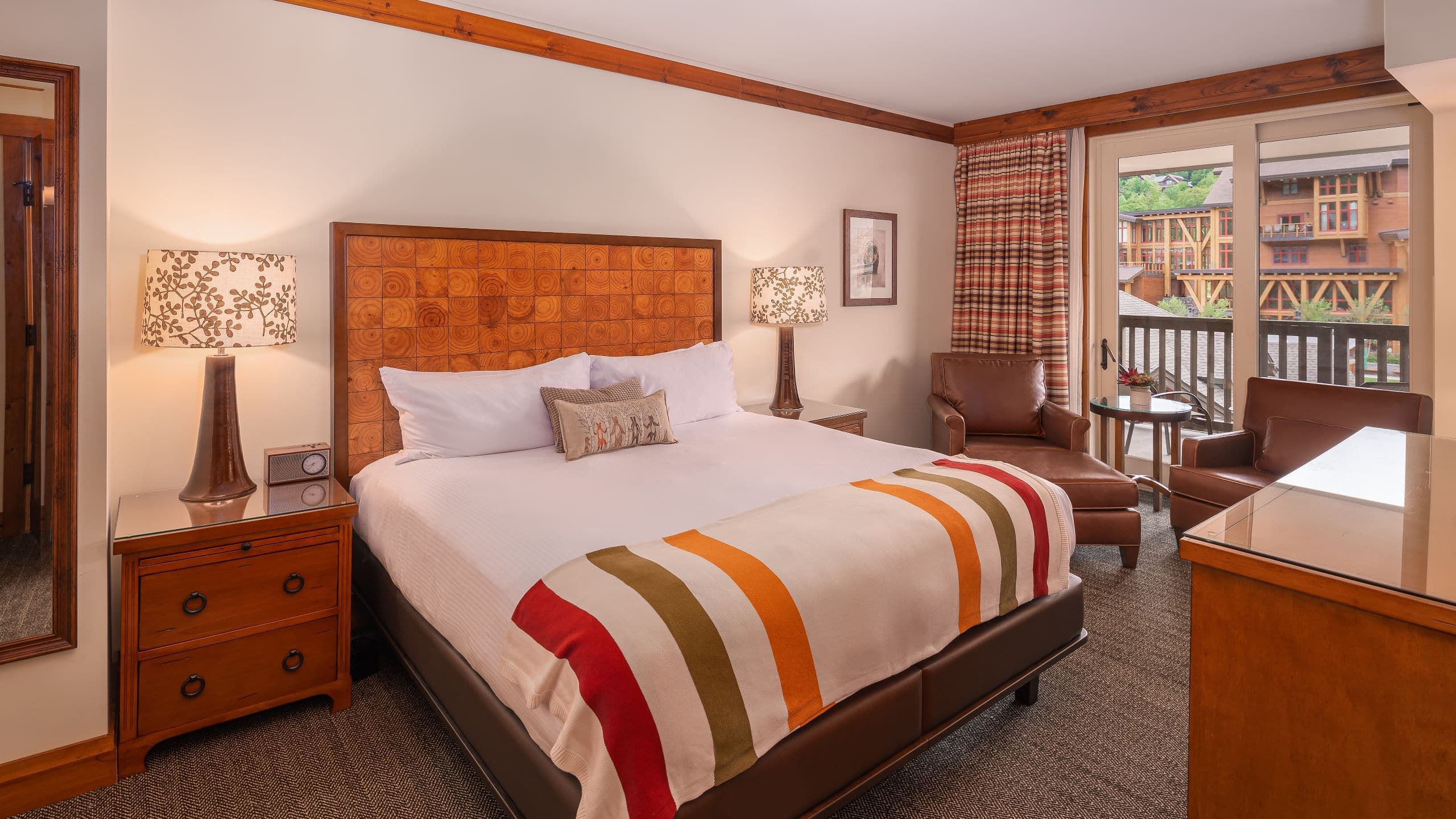 Classic Guest Room - Image 2