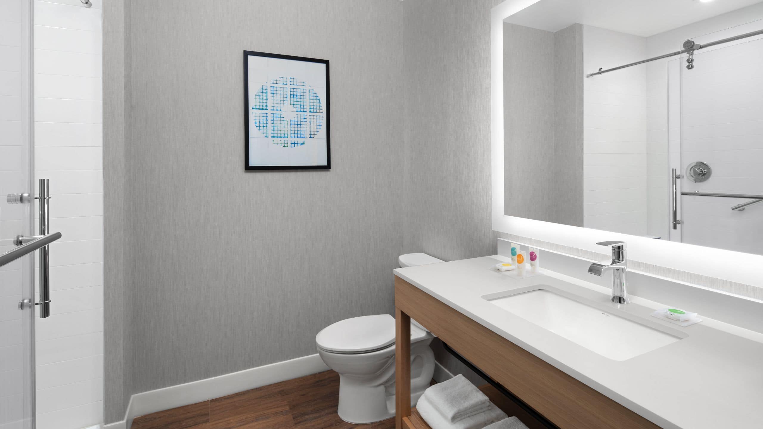 King Bed (Plus Sofa Bed) - Image 4