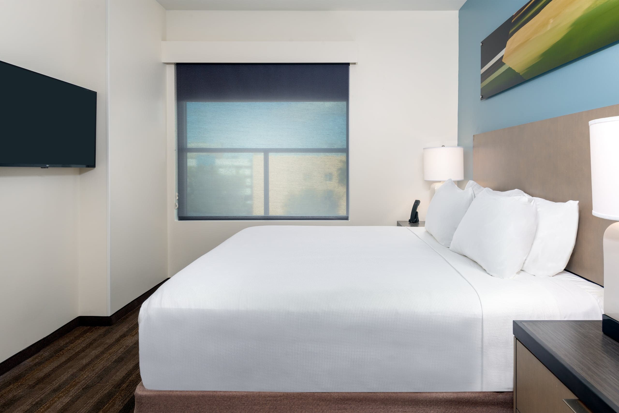 One Bedroom Kitchen Suite | King Bed (Plus Sofa Bed) - Image 3