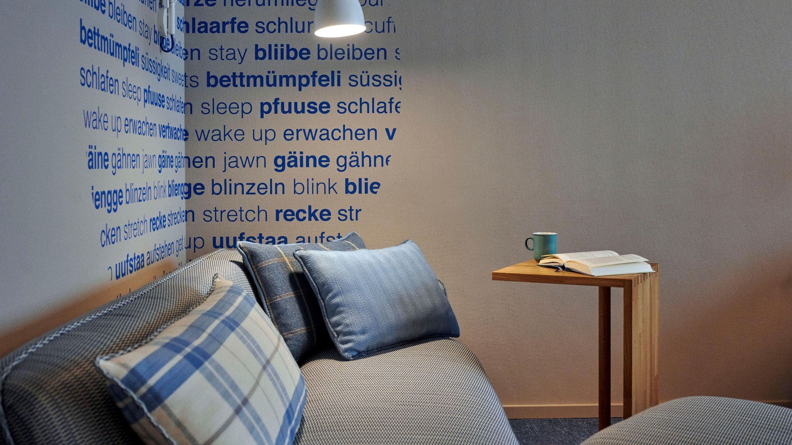 1 King Bed - Image 4