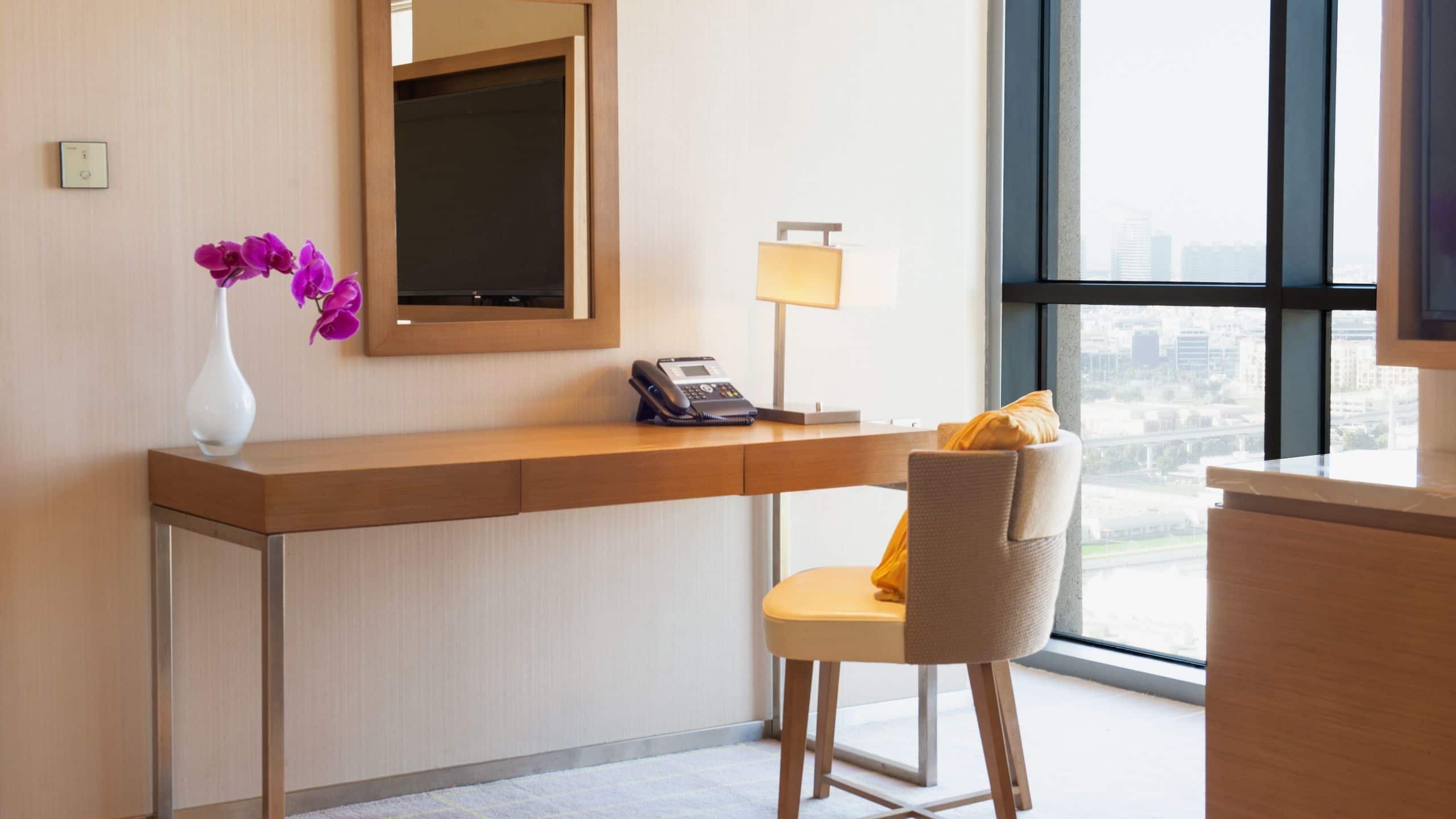 1 King Bed - Image 5