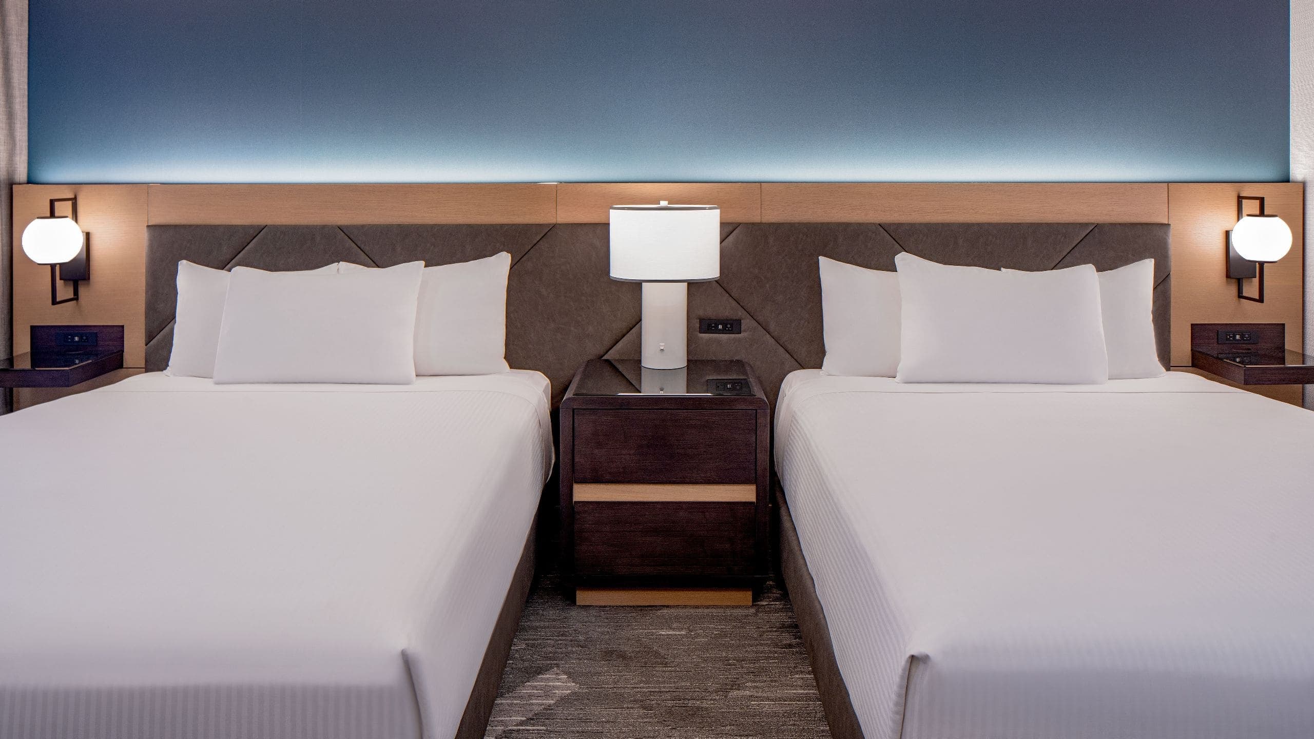 Accessible 2 Queen Beds with Shower - Image 1