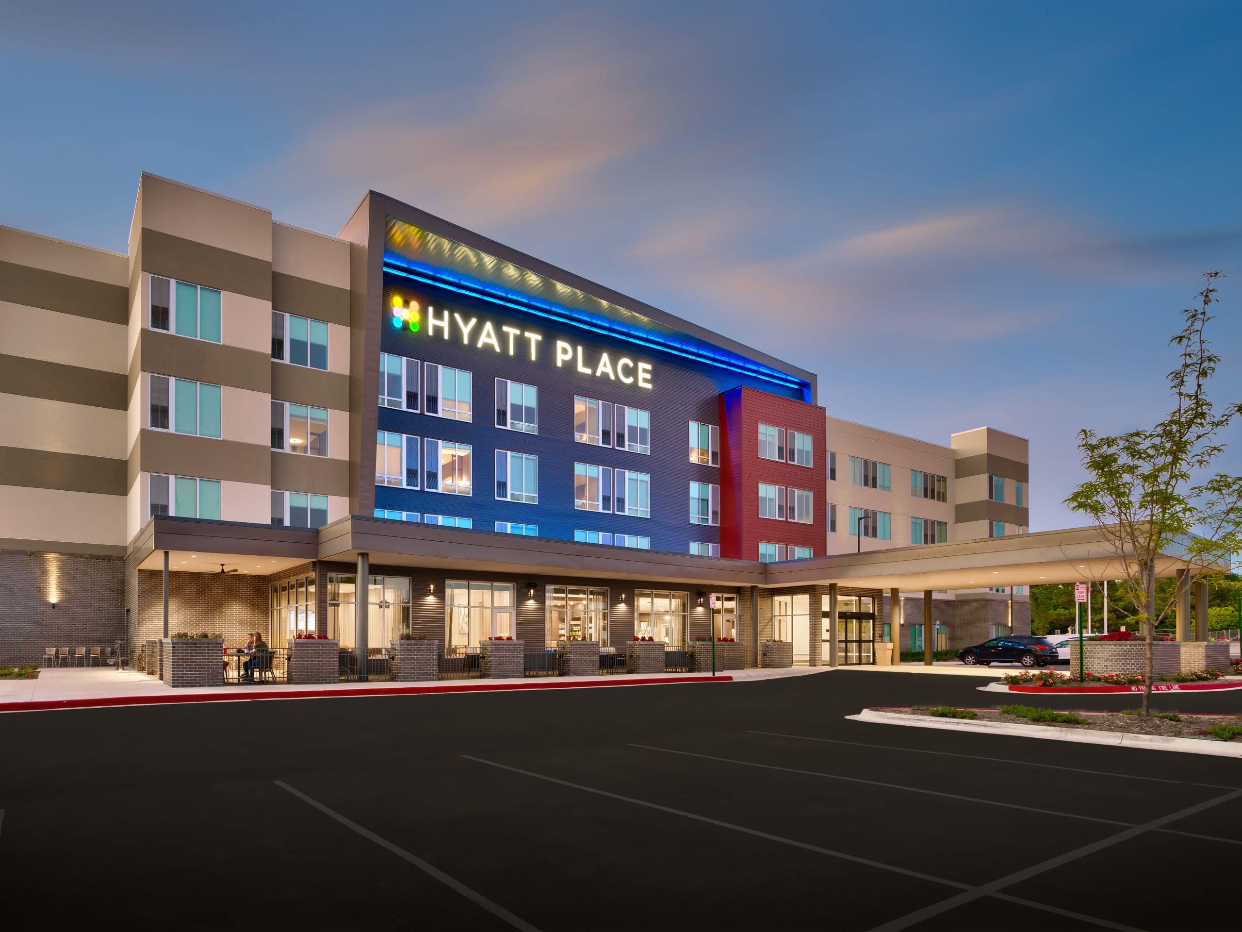 Hyatt Place Fayetteville / Springdale