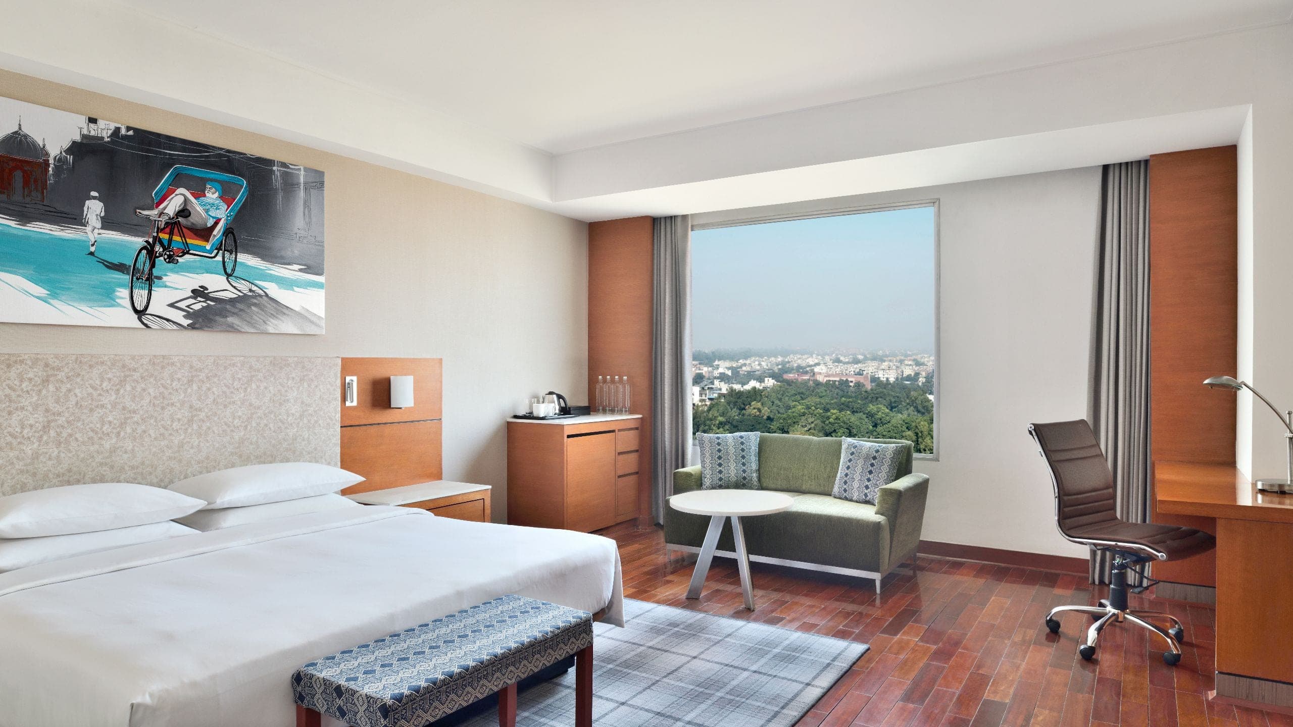 Executive Suite - Image 1