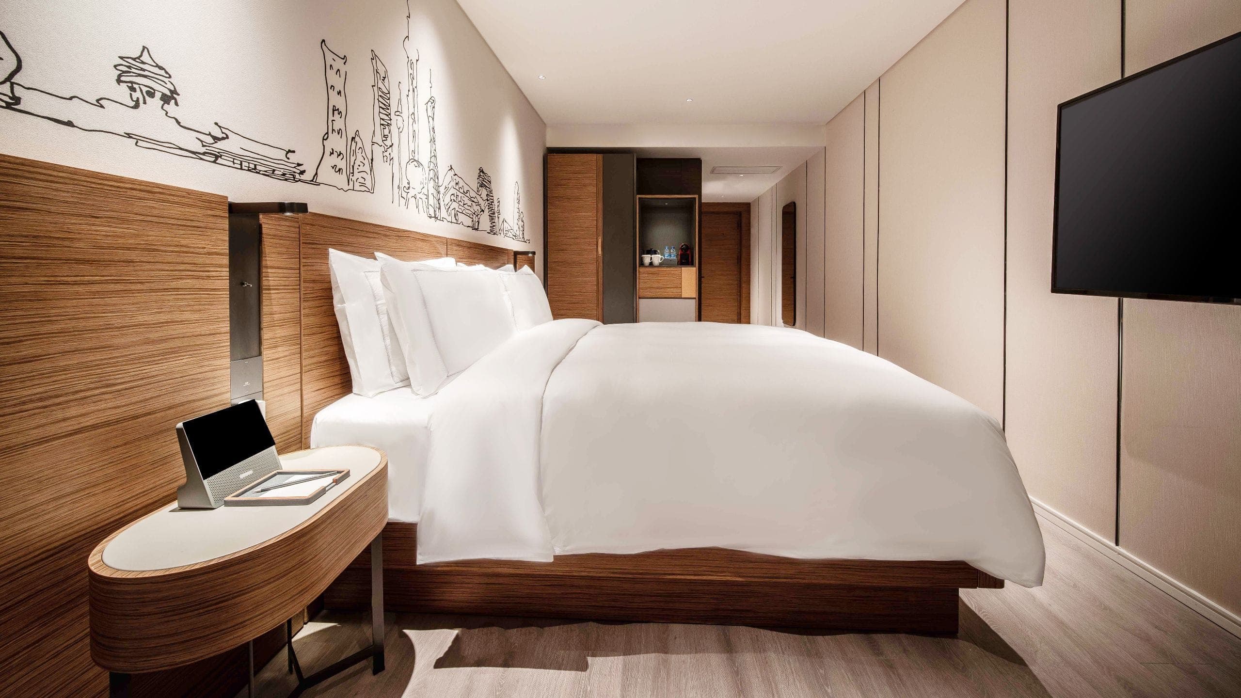 Superior King - Image 1