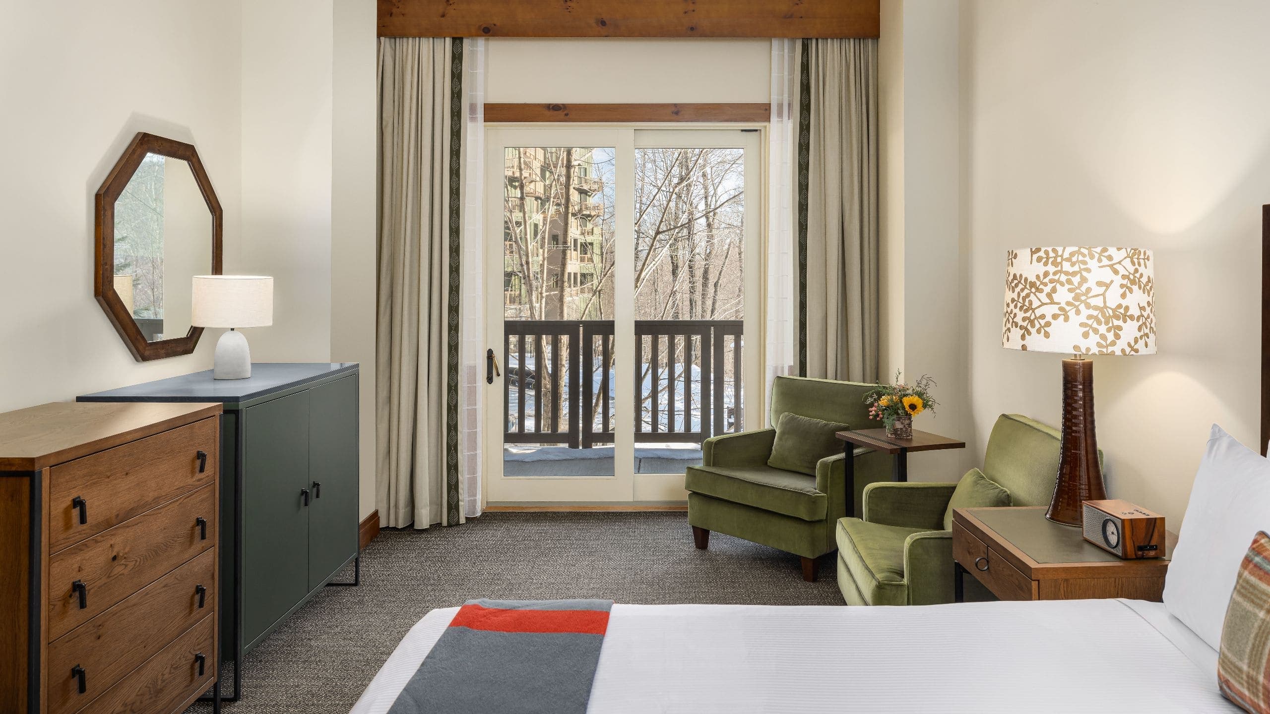 Classic Guest Room - Image 1