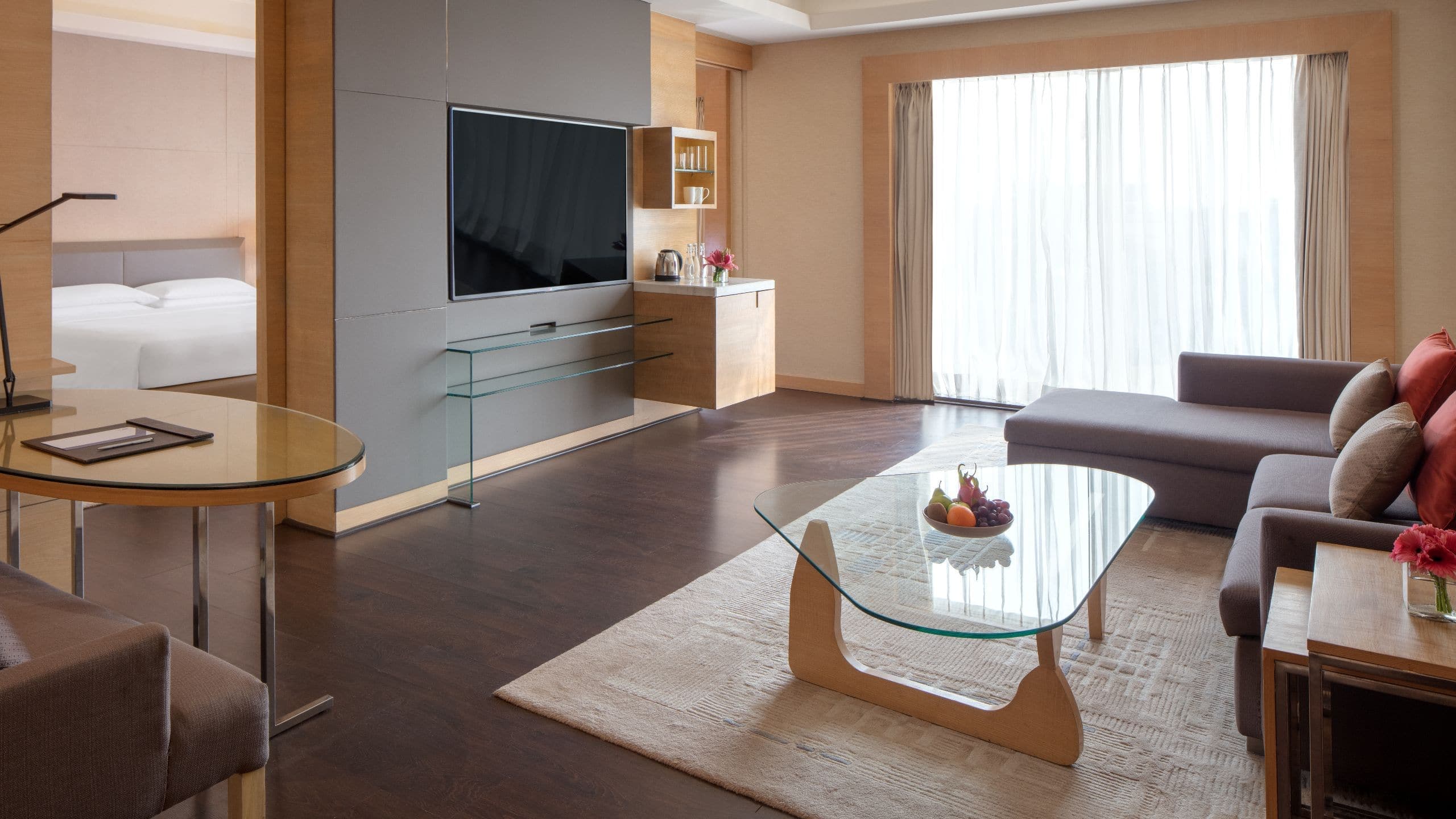 Regency Executive Suite - Image 2