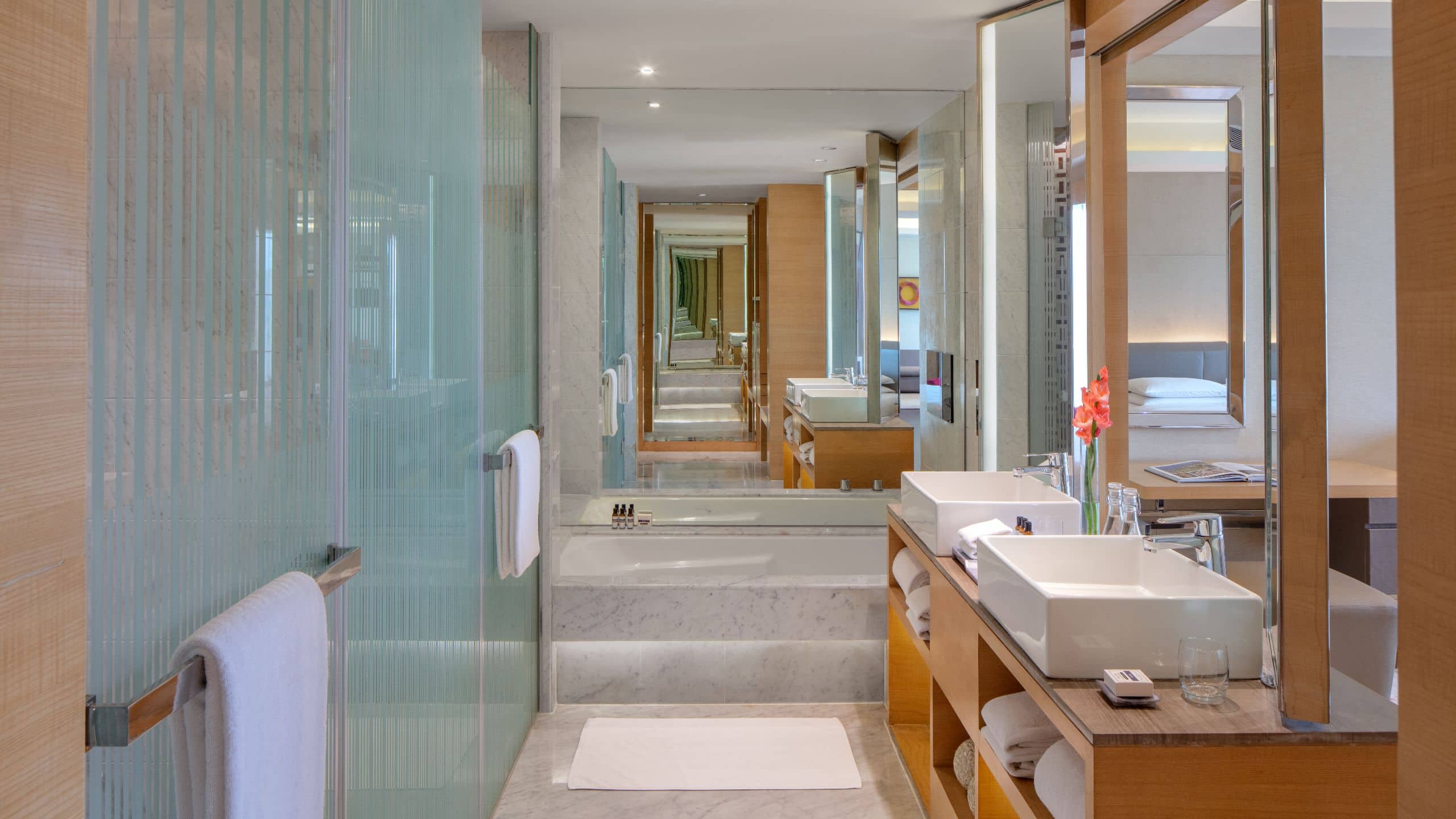 Regency Executive Suite - Image 3