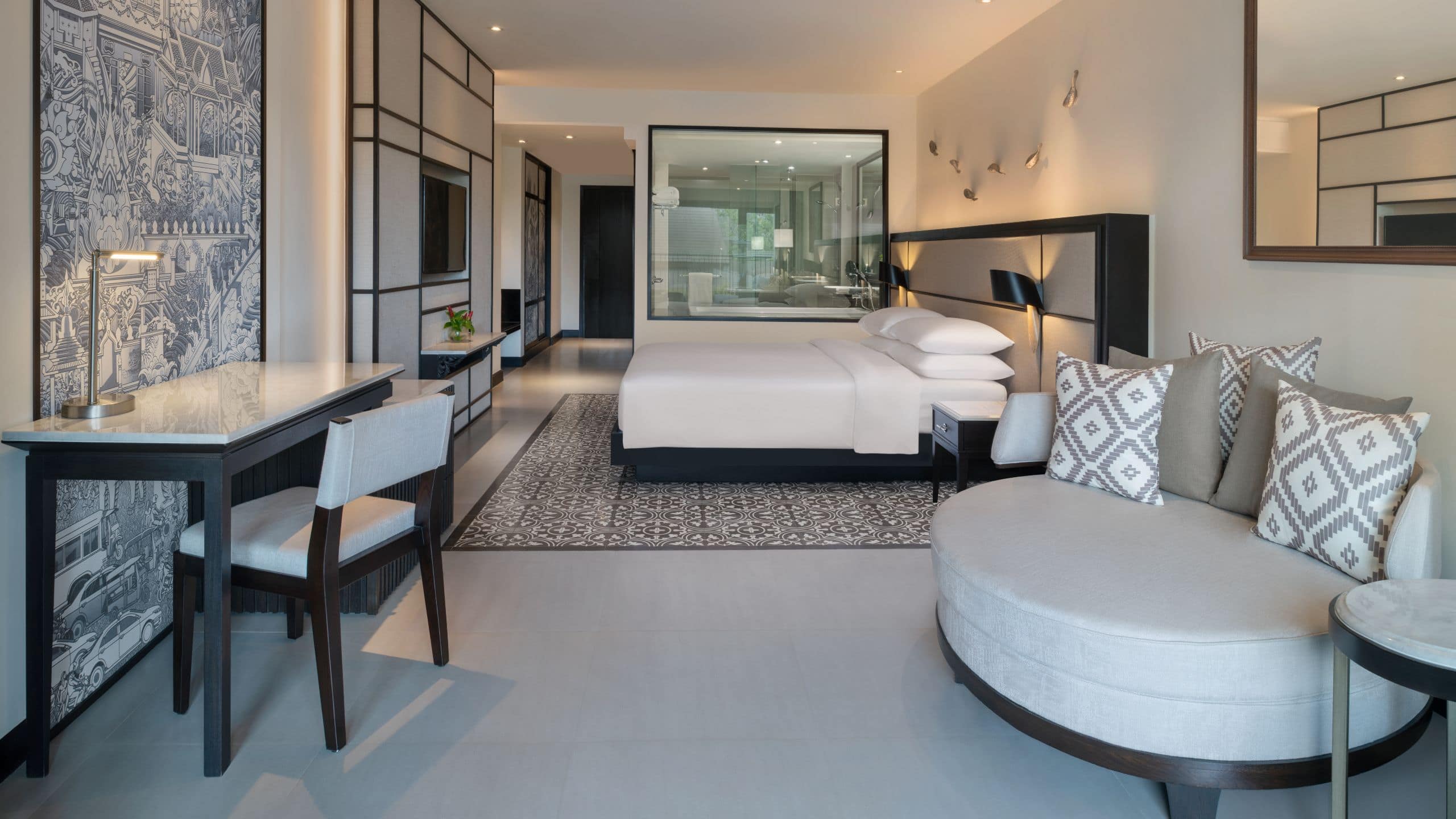 1 King Bed - Image 5