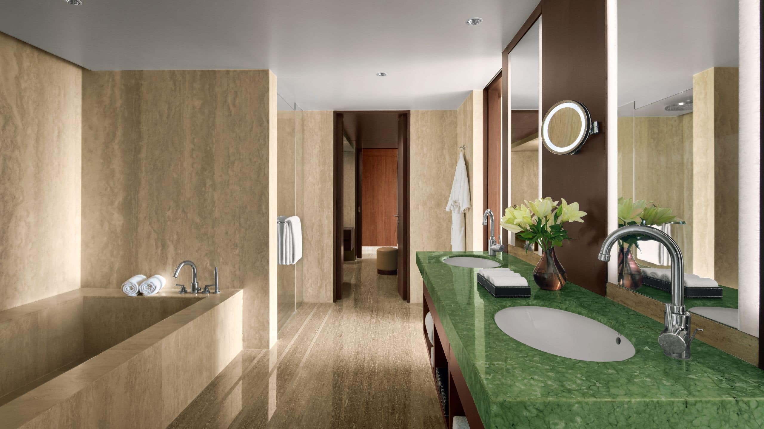 Park Suite - Image 4