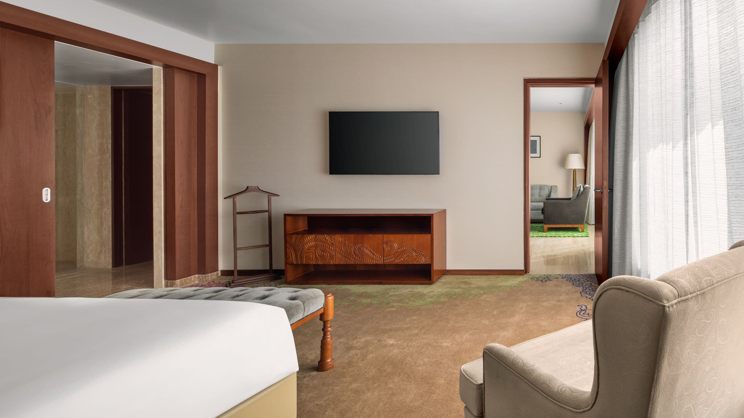 Park Suite - Image 3