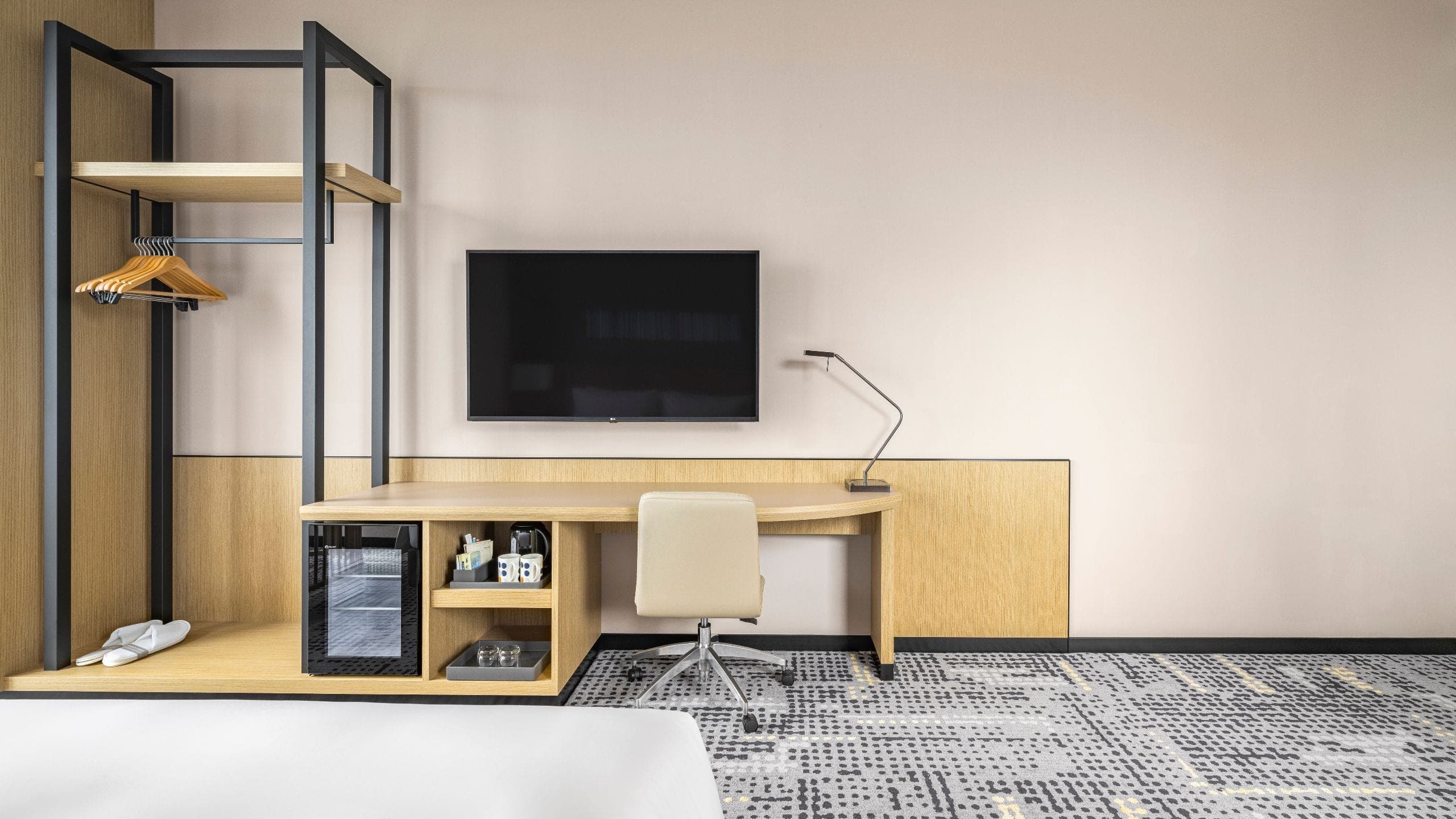 1 King Bed - Image 2