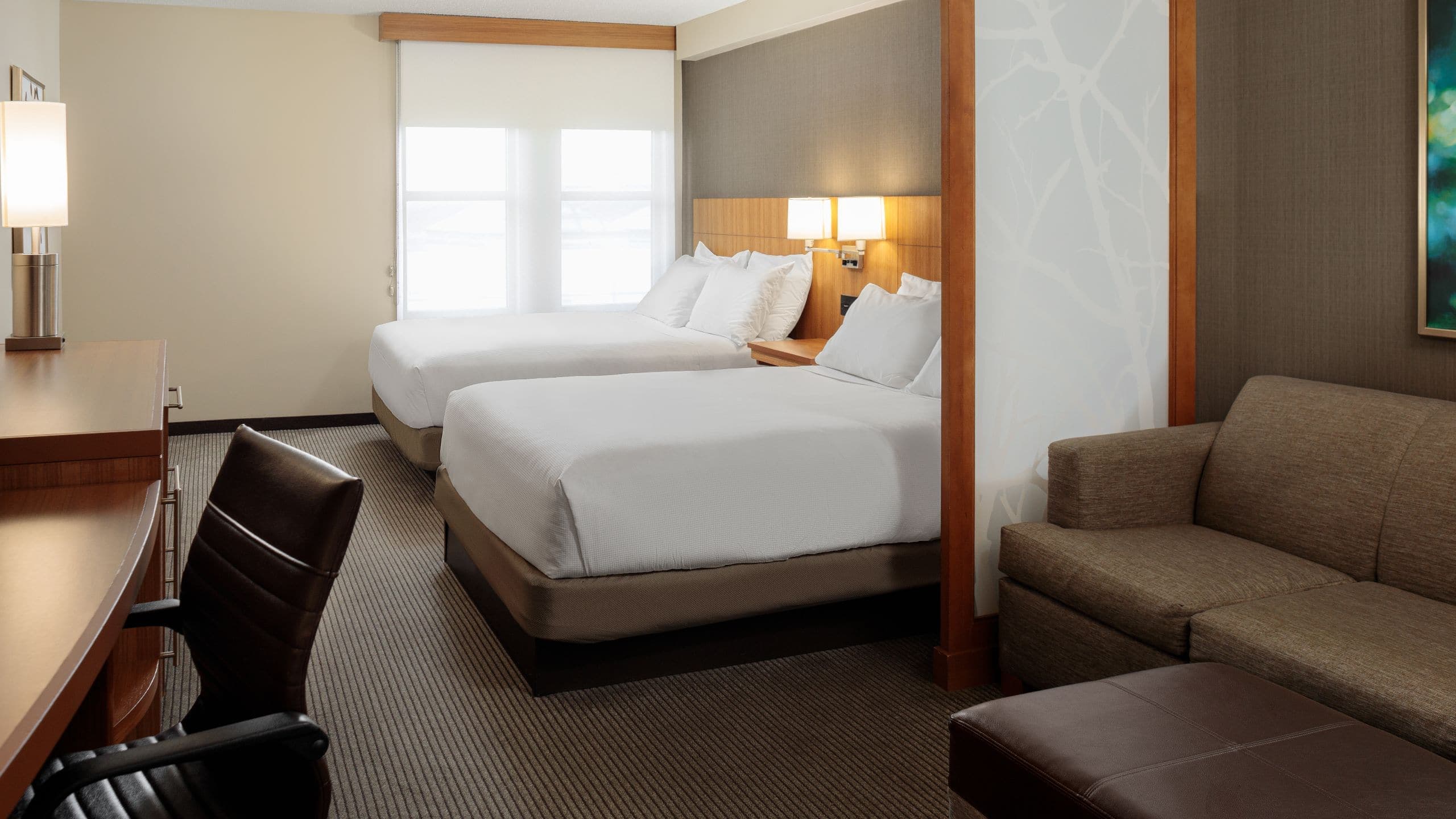 Two Queen Beds (With No Sofa Bed) - Image 1