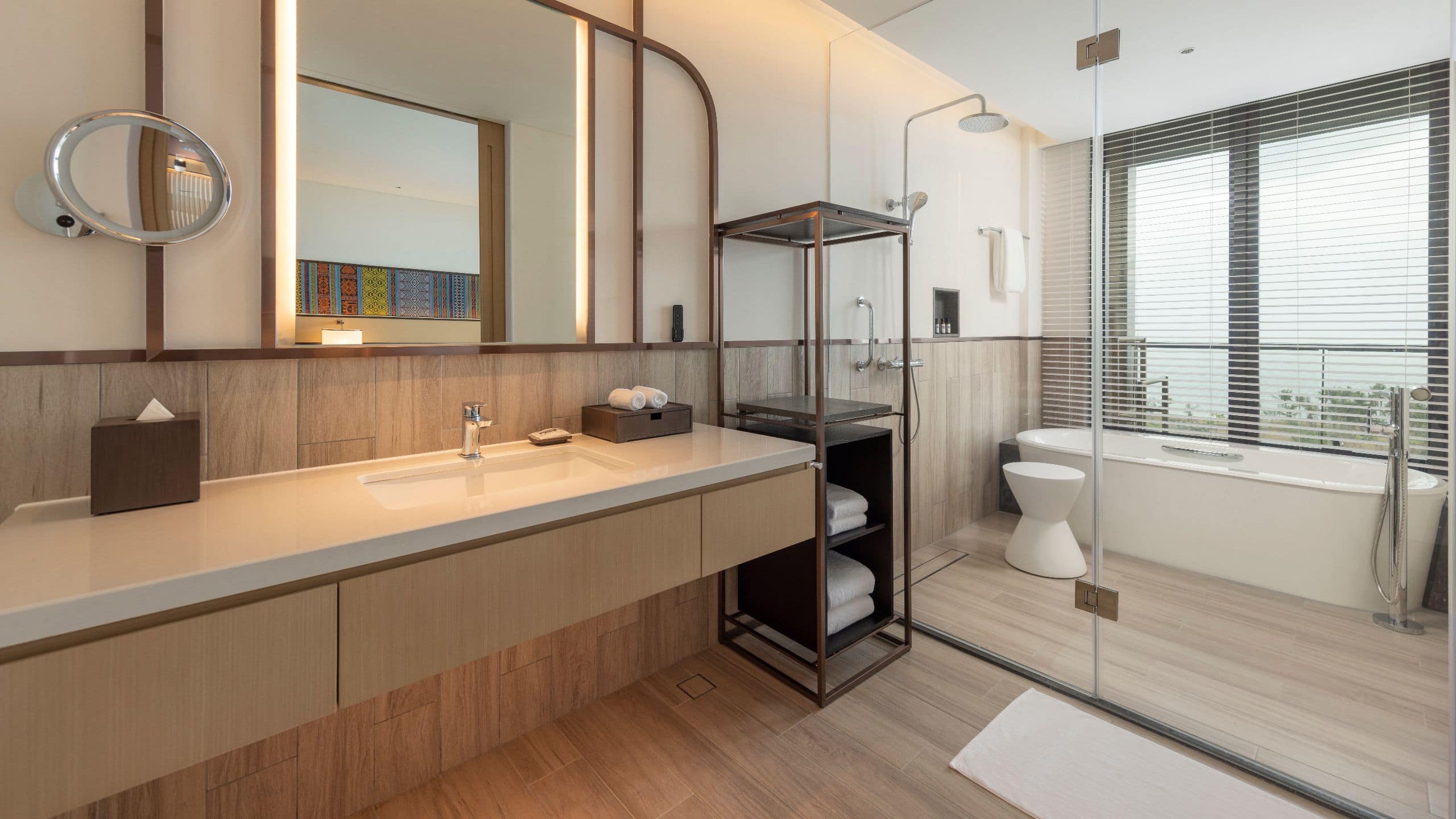 2 Twin Beds, Ocean View Club Access - Image 2