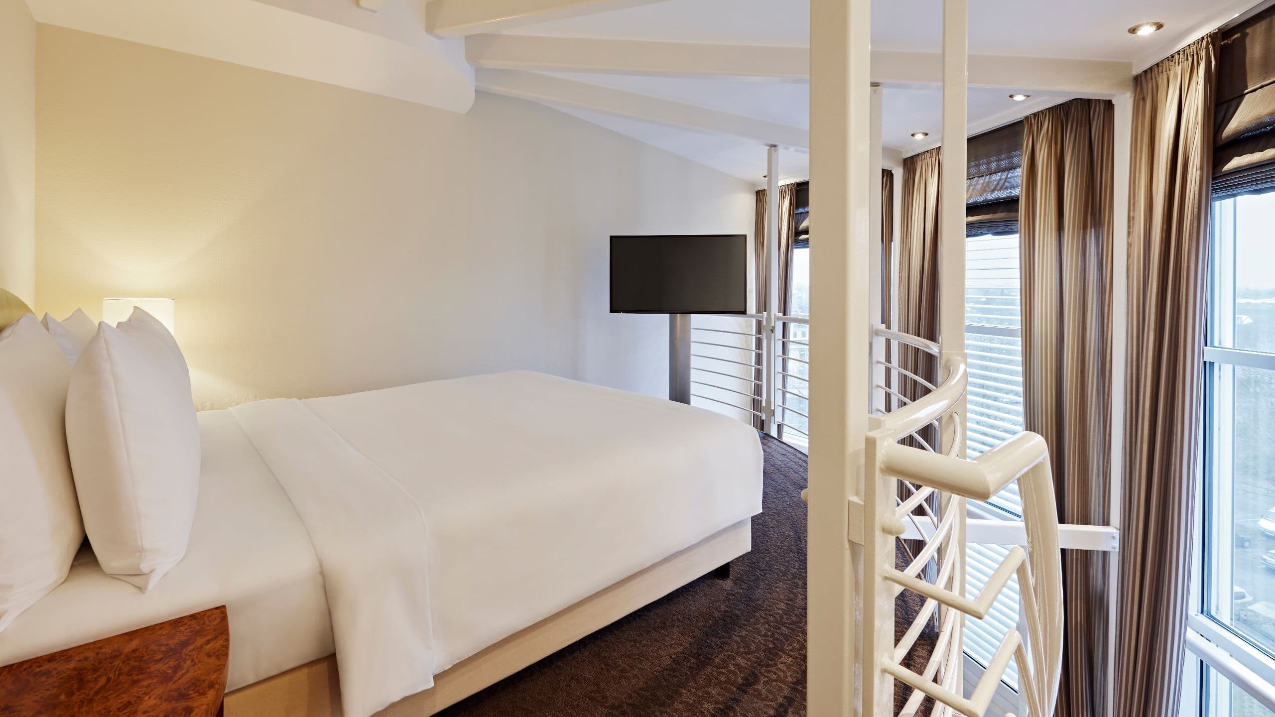 Duplex Suite - Image 3