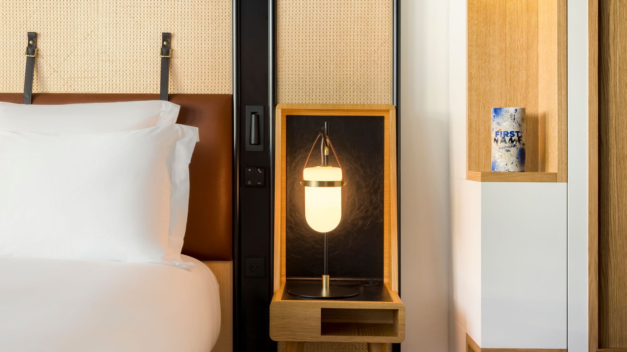 1 King Bed, Standard - Image 2