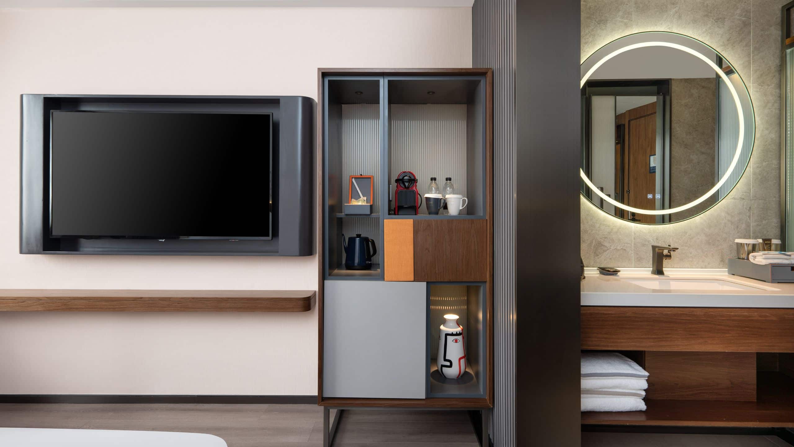 Superior King - Image 2