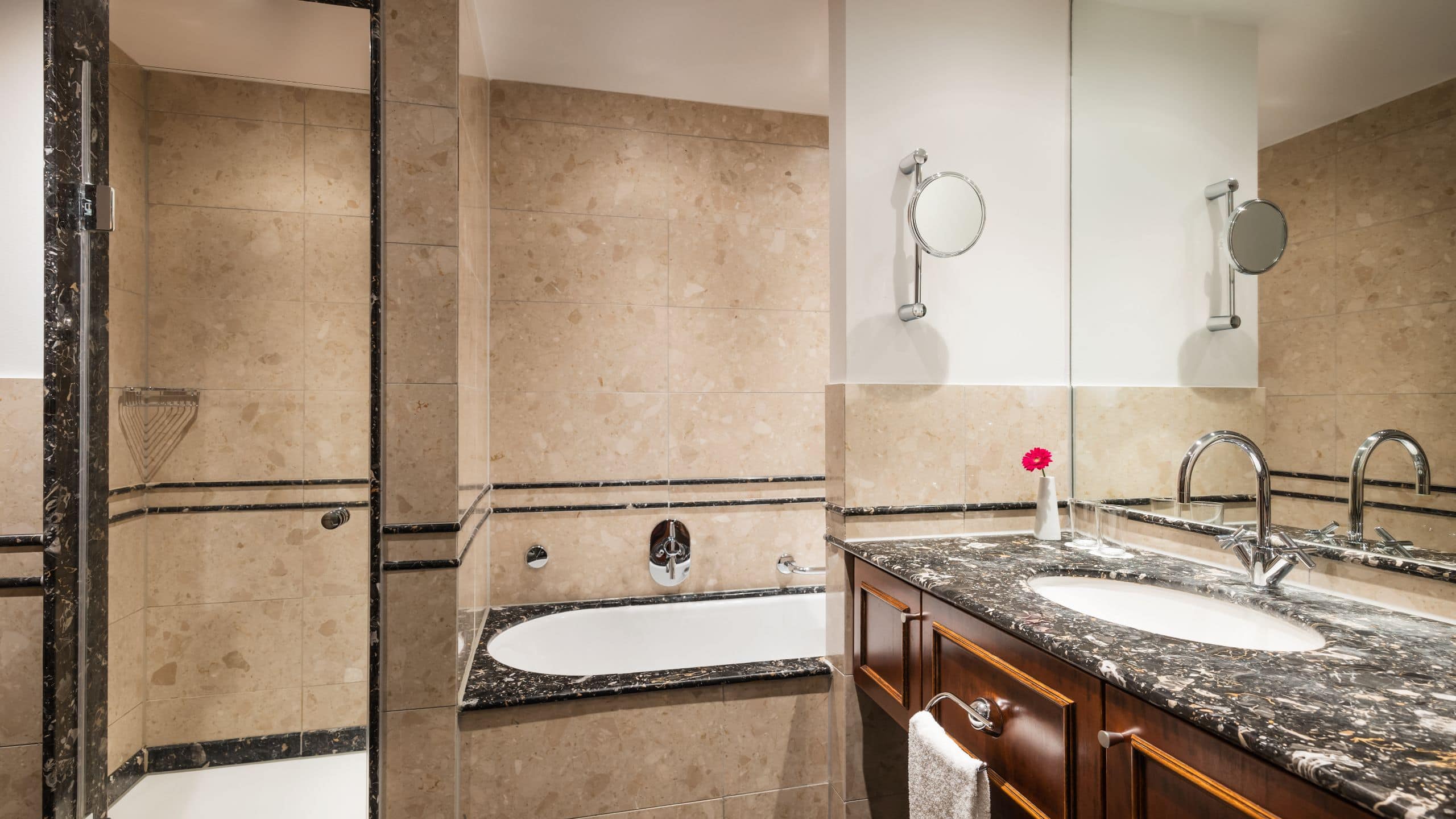 1 Bedroom Suite - Image 7