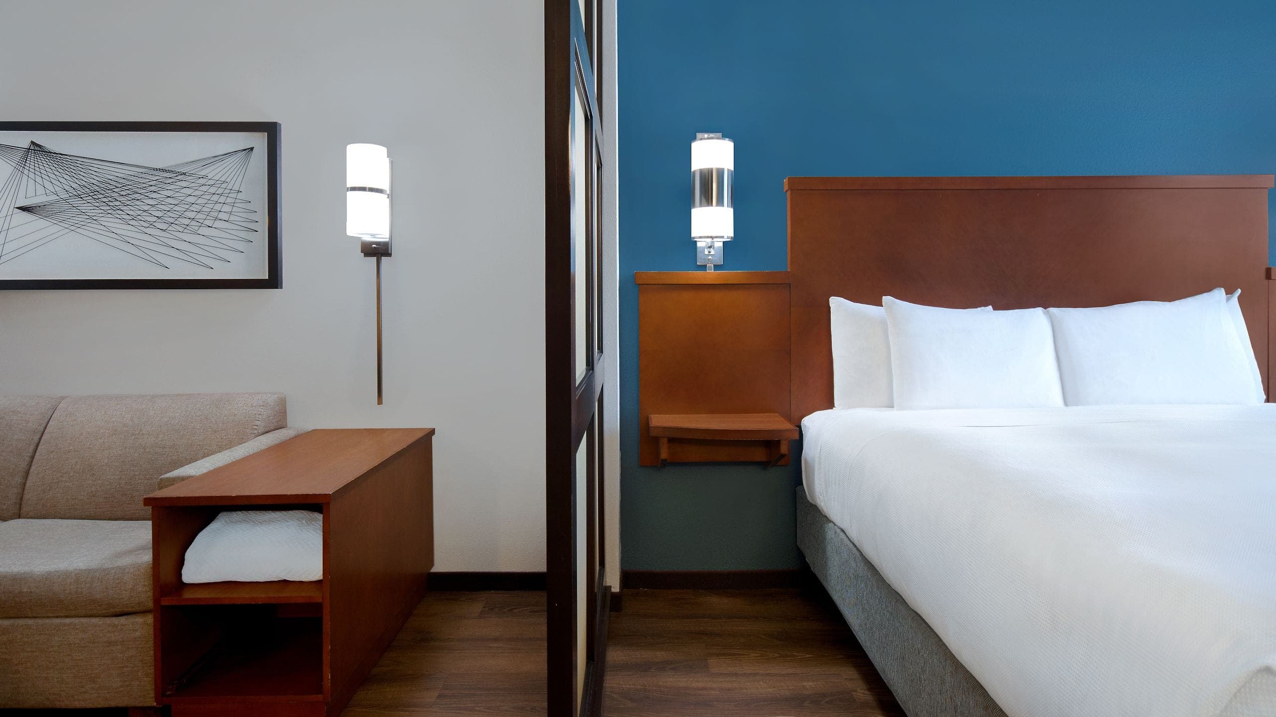 King Bed (with sofa bed) - Image 1