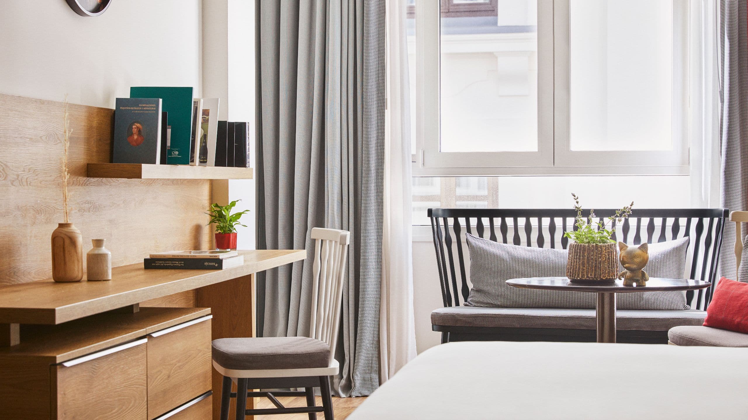 1 King Bed - Image 2