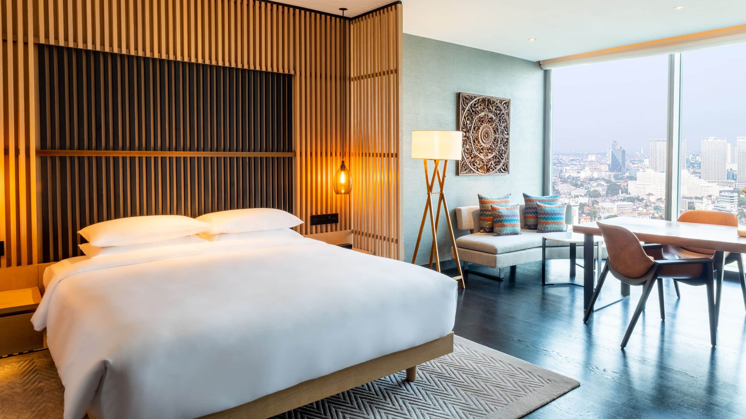 1 King Bed - Image 1