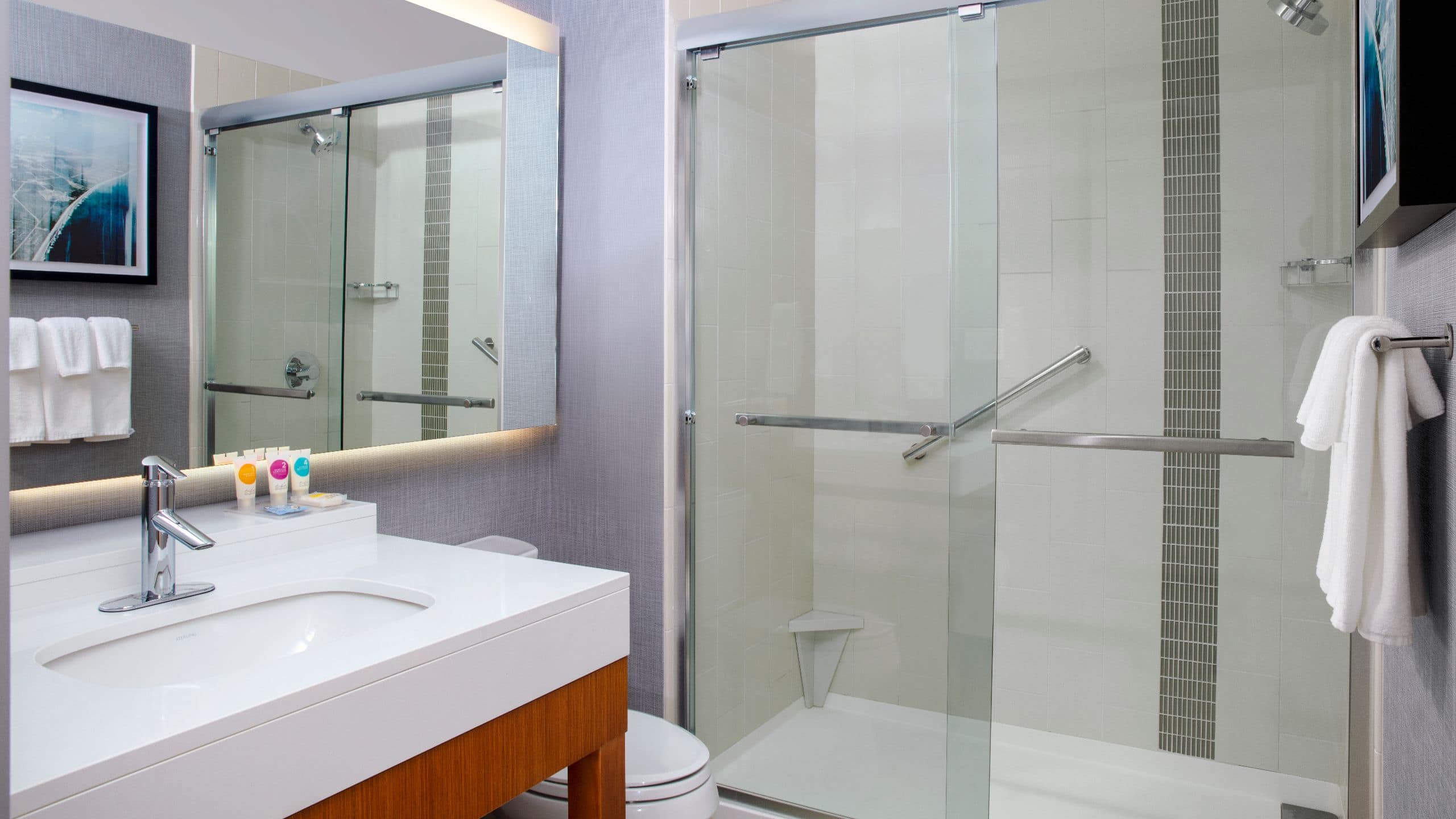 King Bed (plus sofa bed) - Image 2