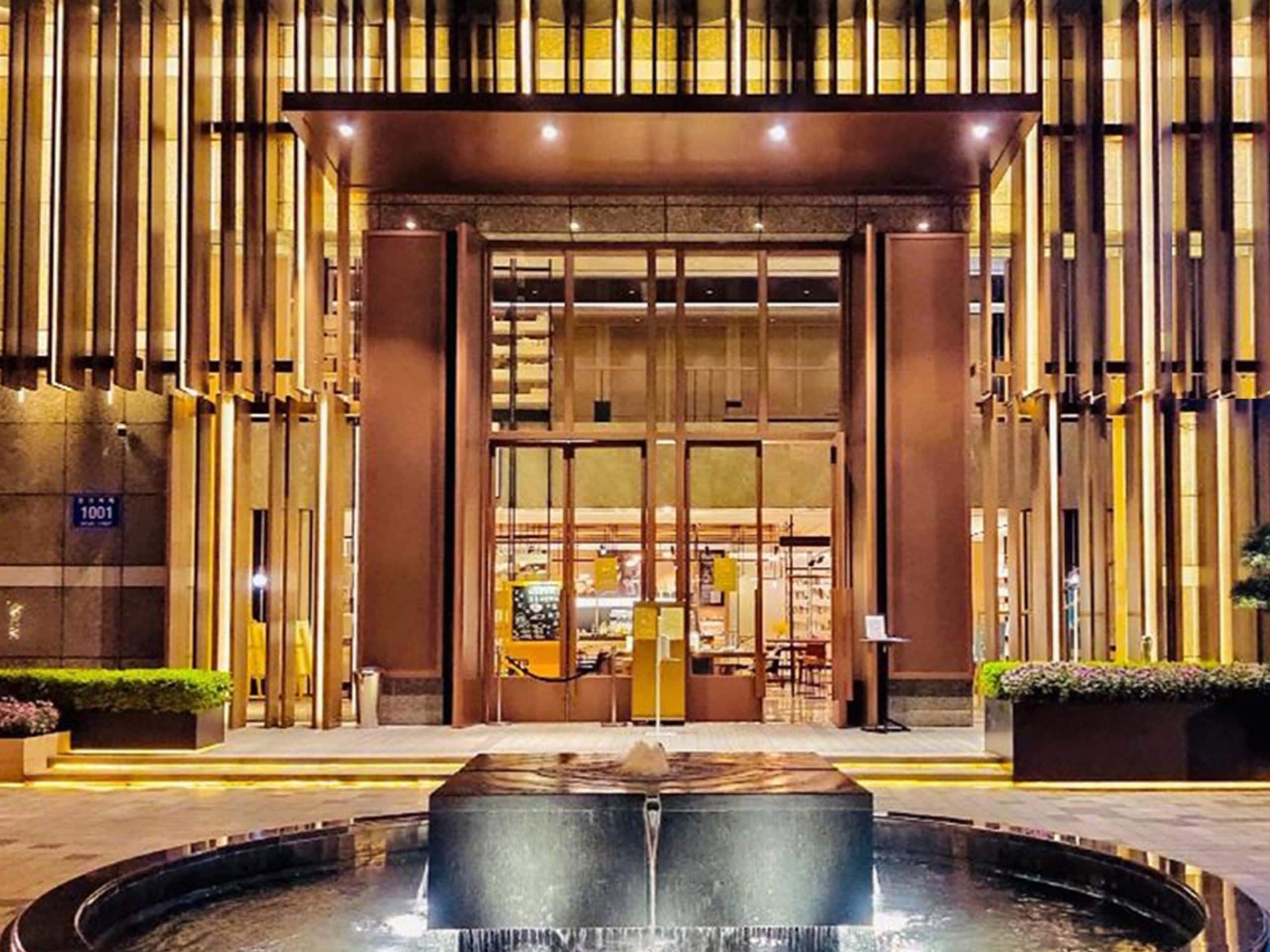 Kapok Shenzhen Luohu