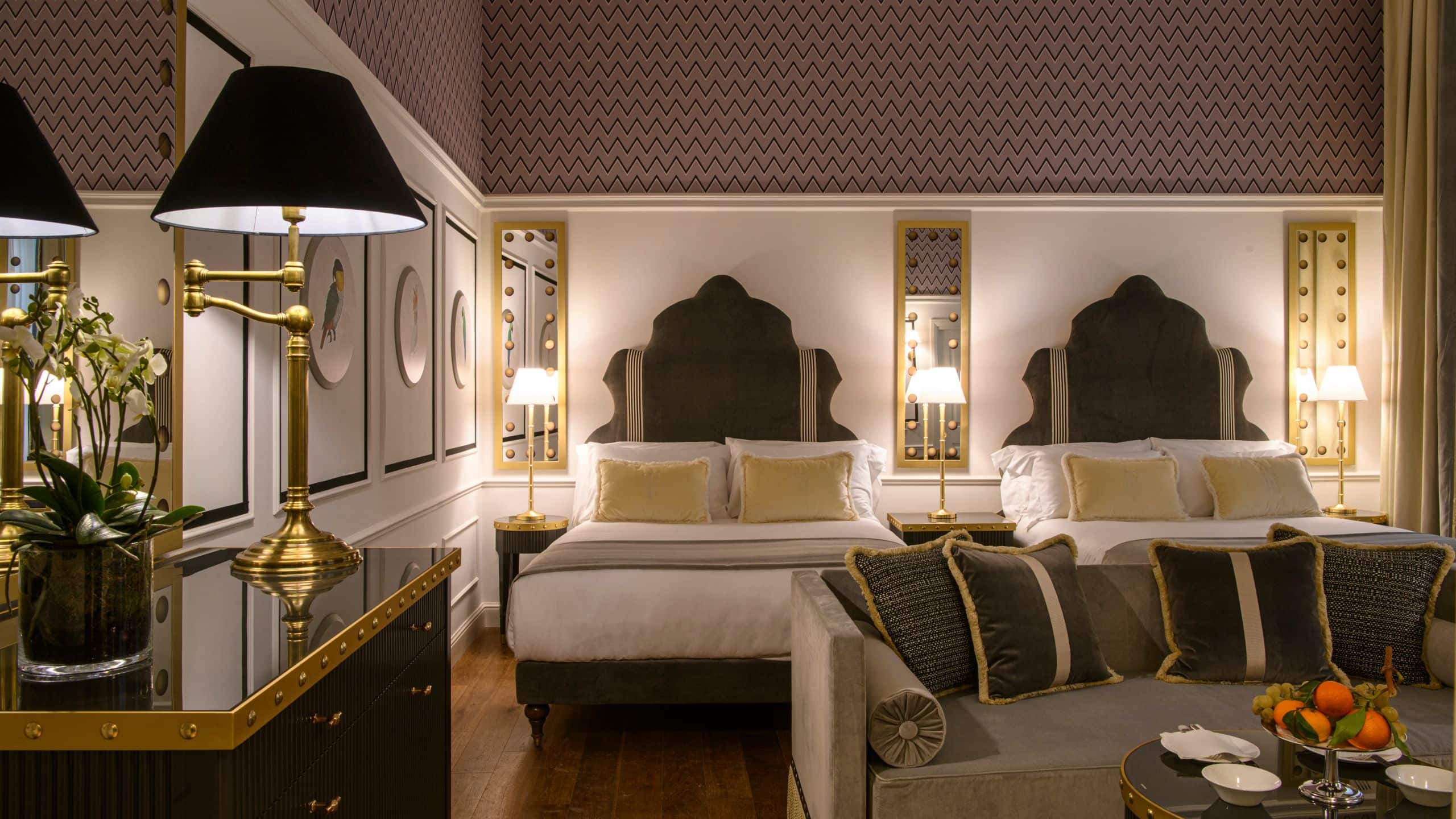 2 Queen Beds Suite - Image 1