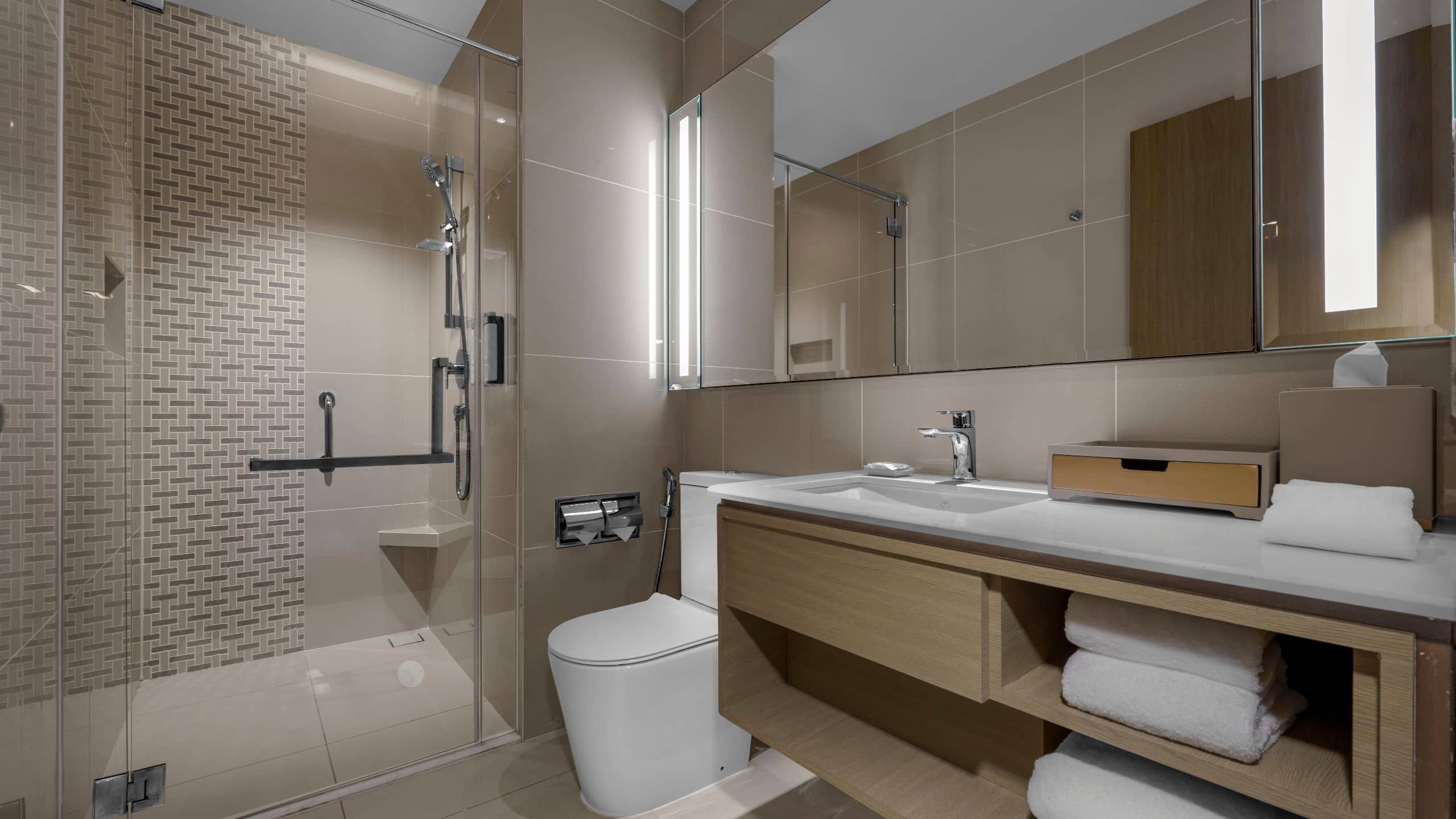 1 King Bed - Image 2