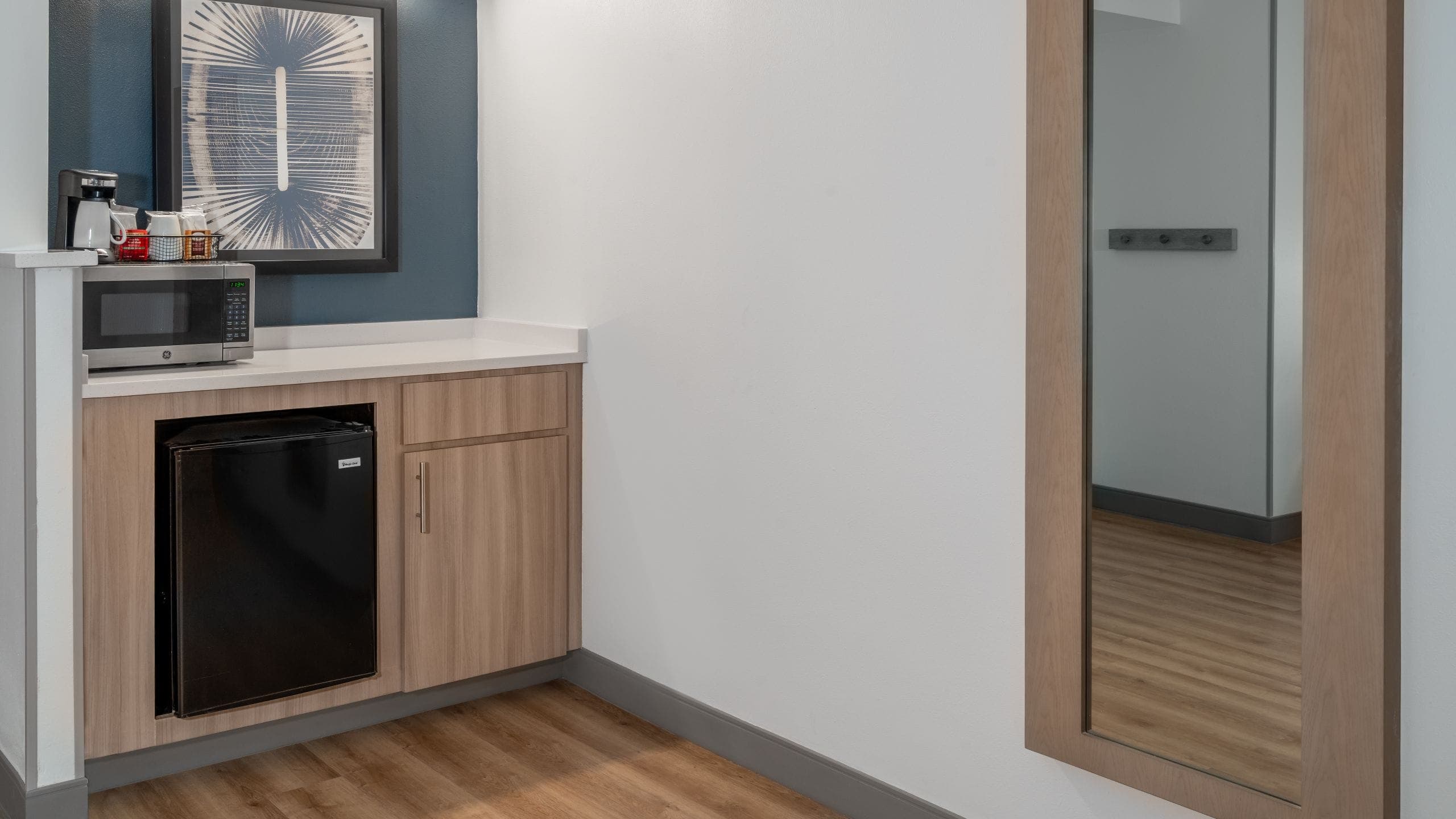 Two Double Beds (with sofa bed) - Image 3