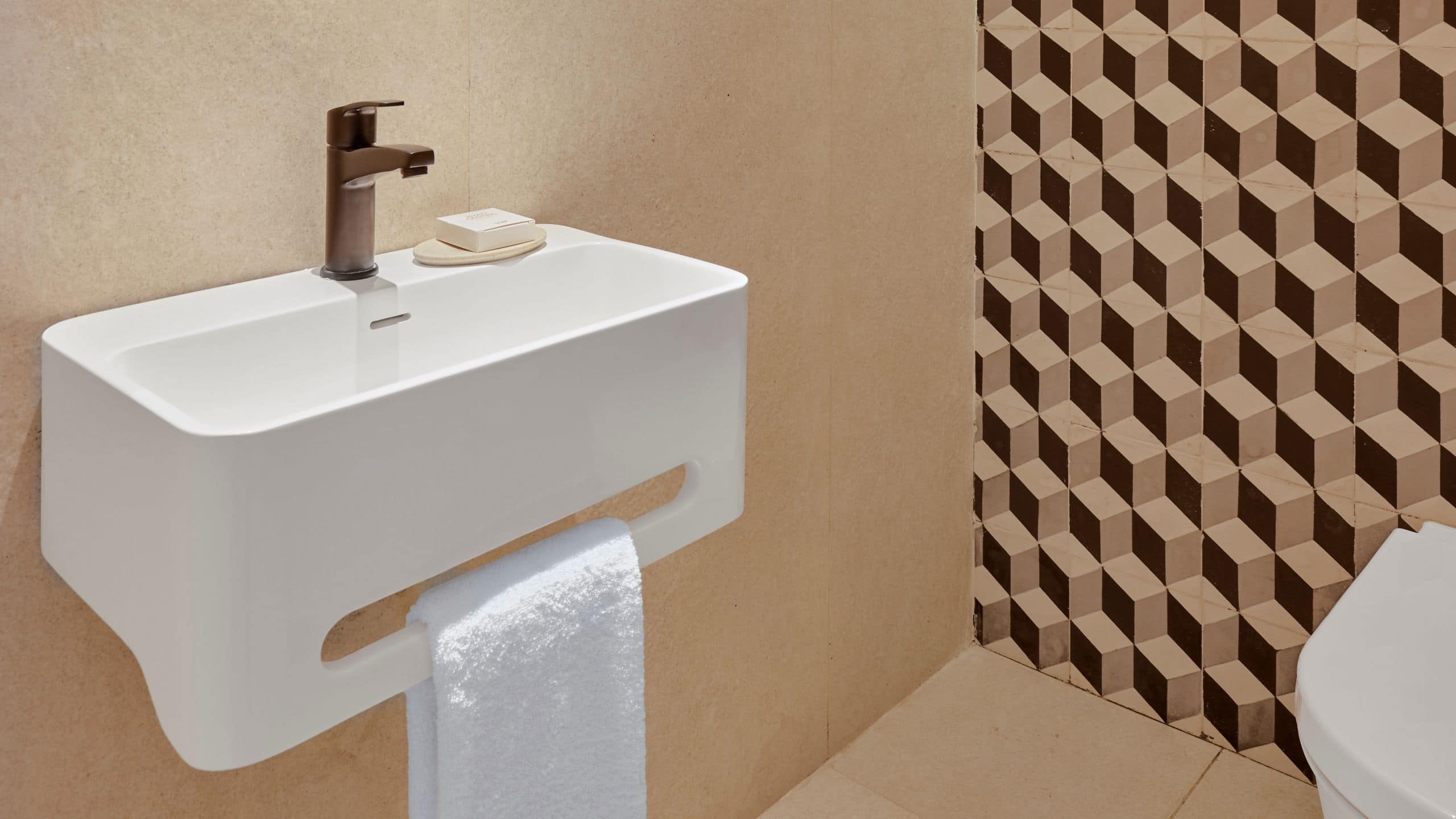 1 Bedroom Suite Deluxe - Image 6