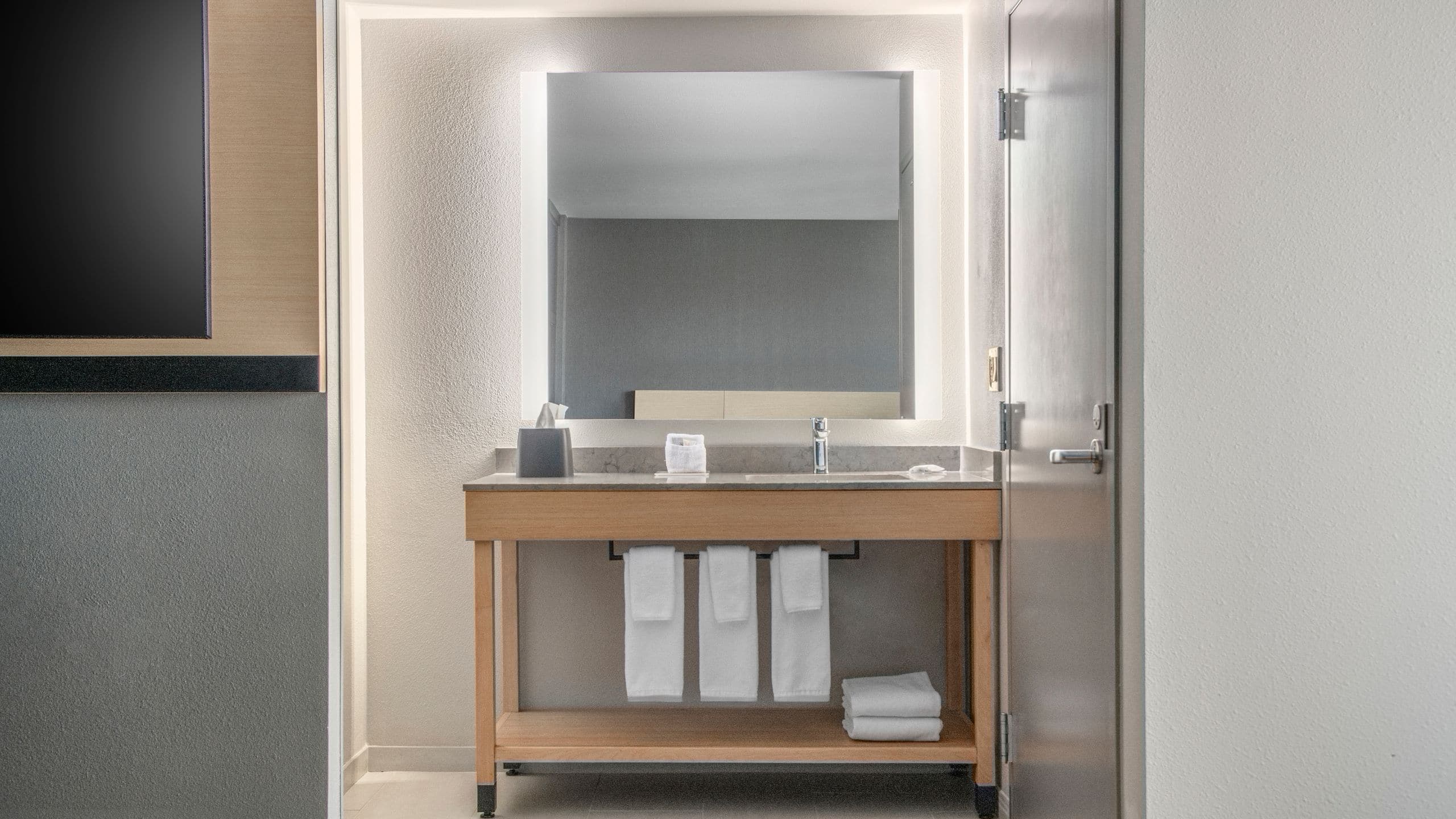 King Bed (with Sofa Bed) - Image 2