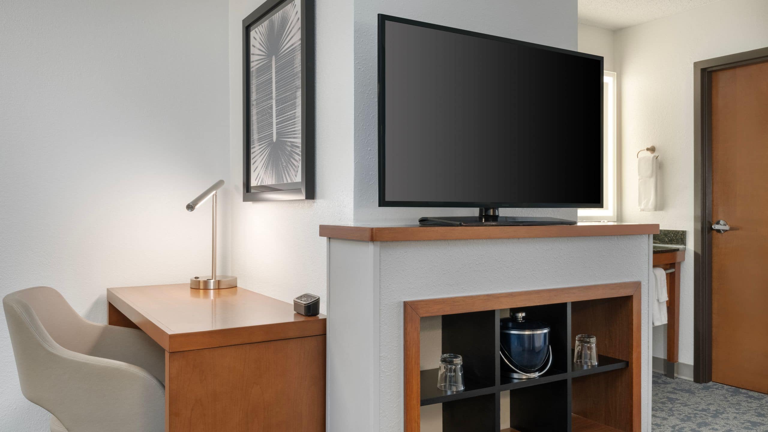 Two Double Beds (with sofa bed) - Image 2