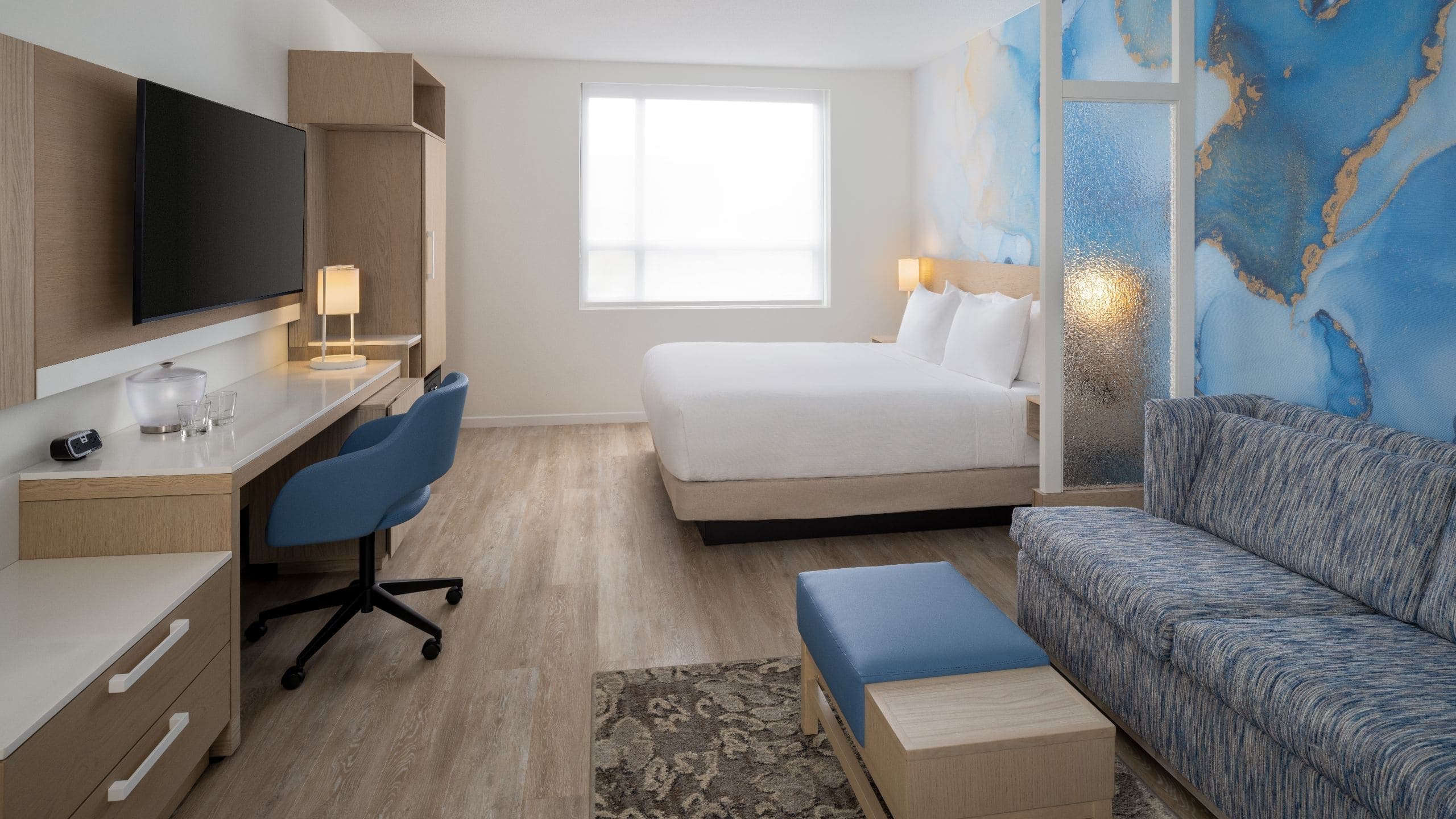 King Bed (With Sofa Bed) - Image 1