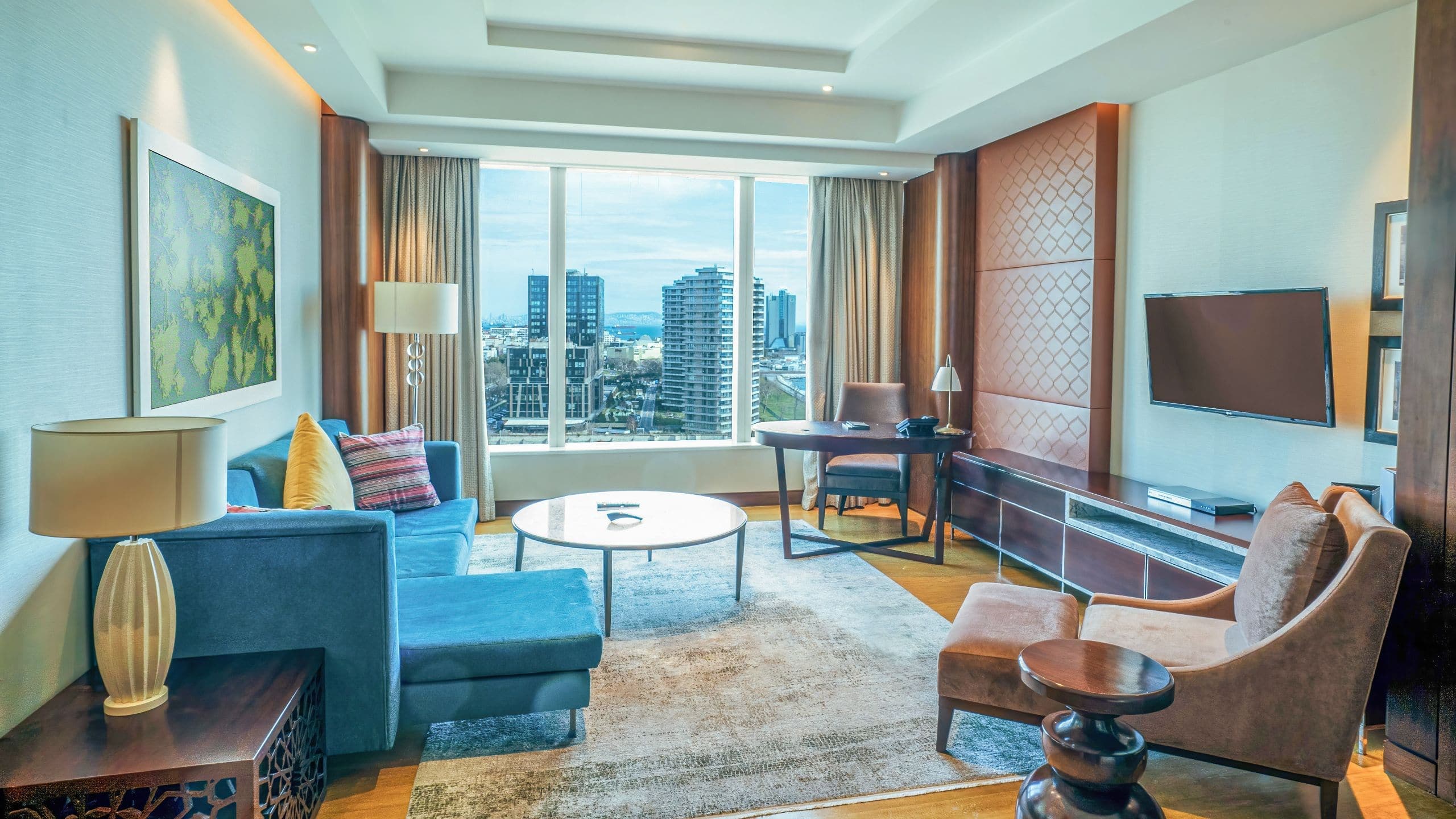 Regency Suite King - Image 1