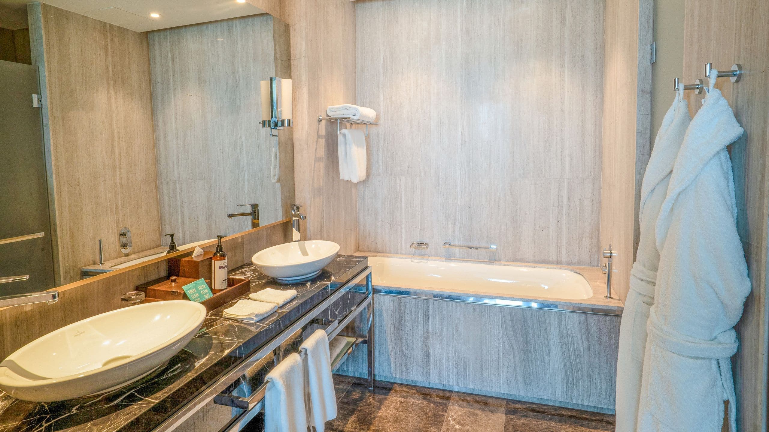 Regency Suite King - Image 3