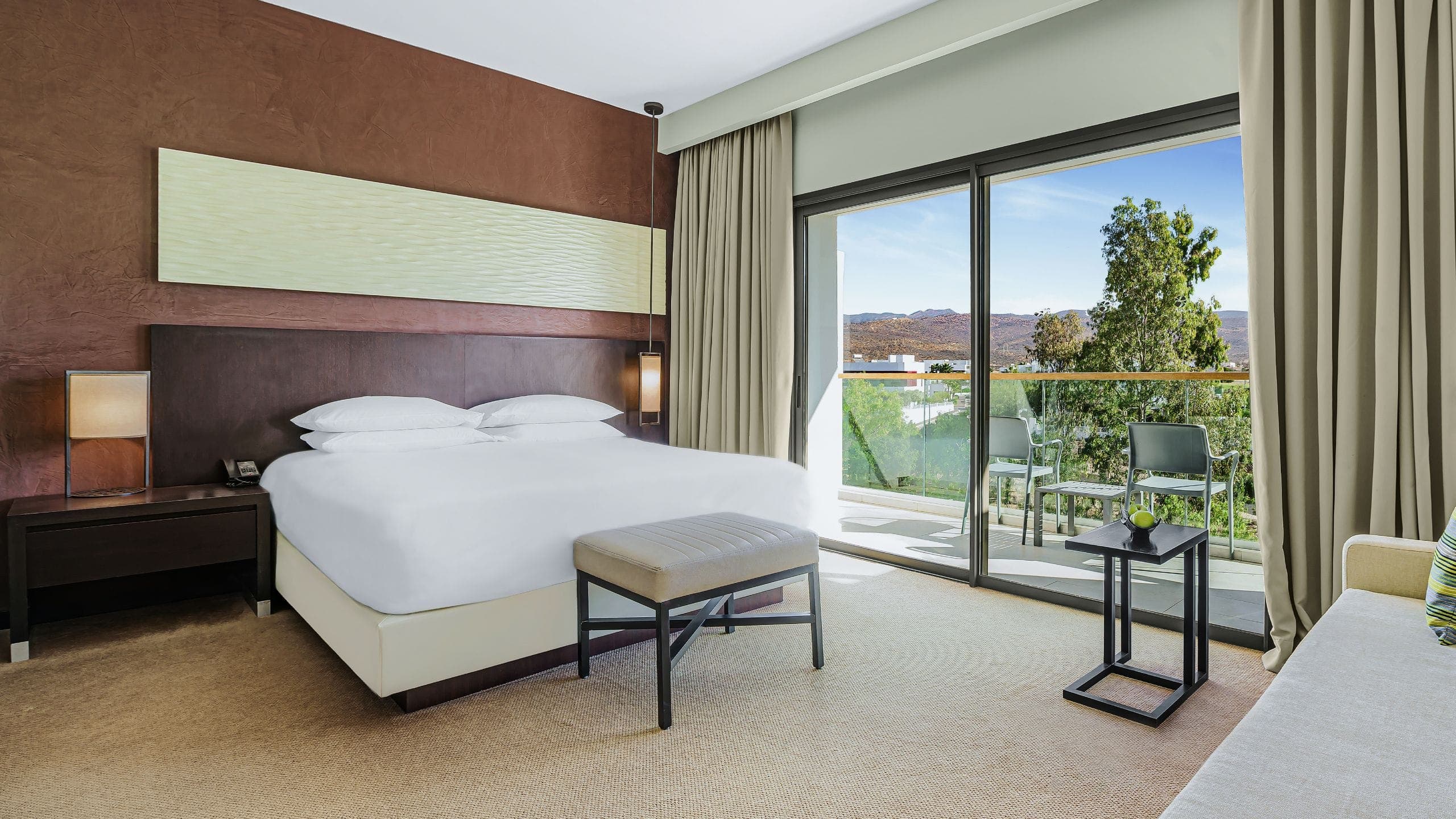 Standard Room King Size Bed - Image 2