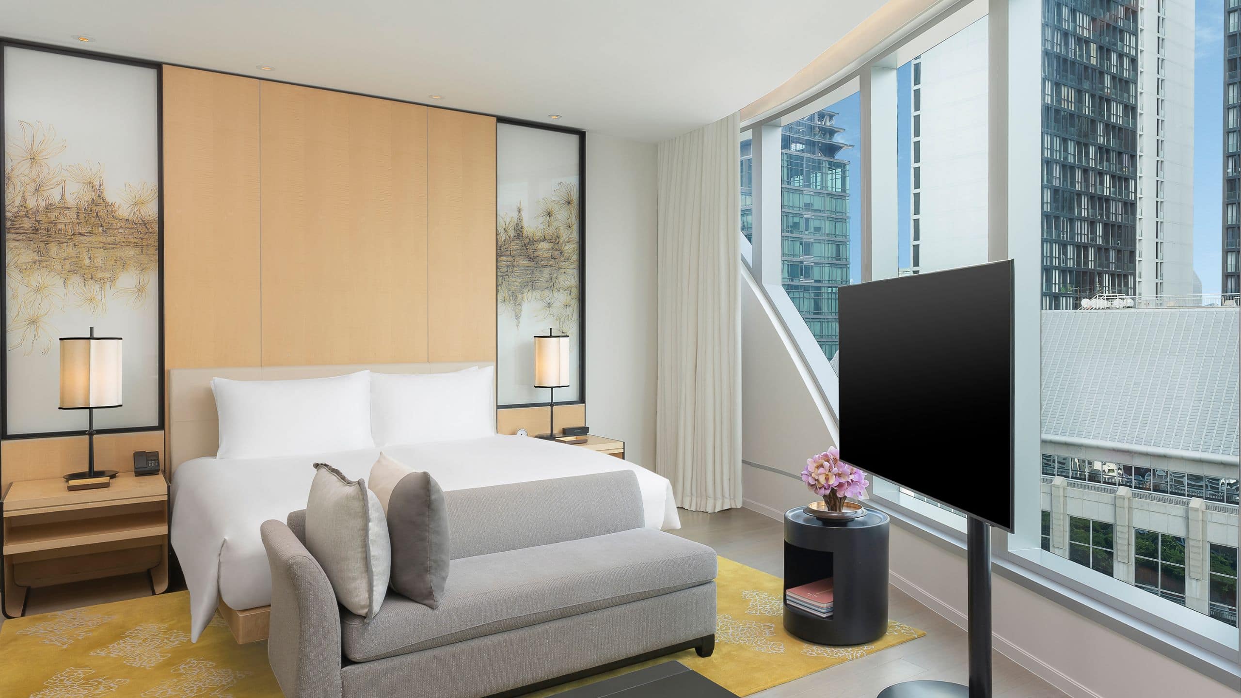 1 King Bed - Image 3