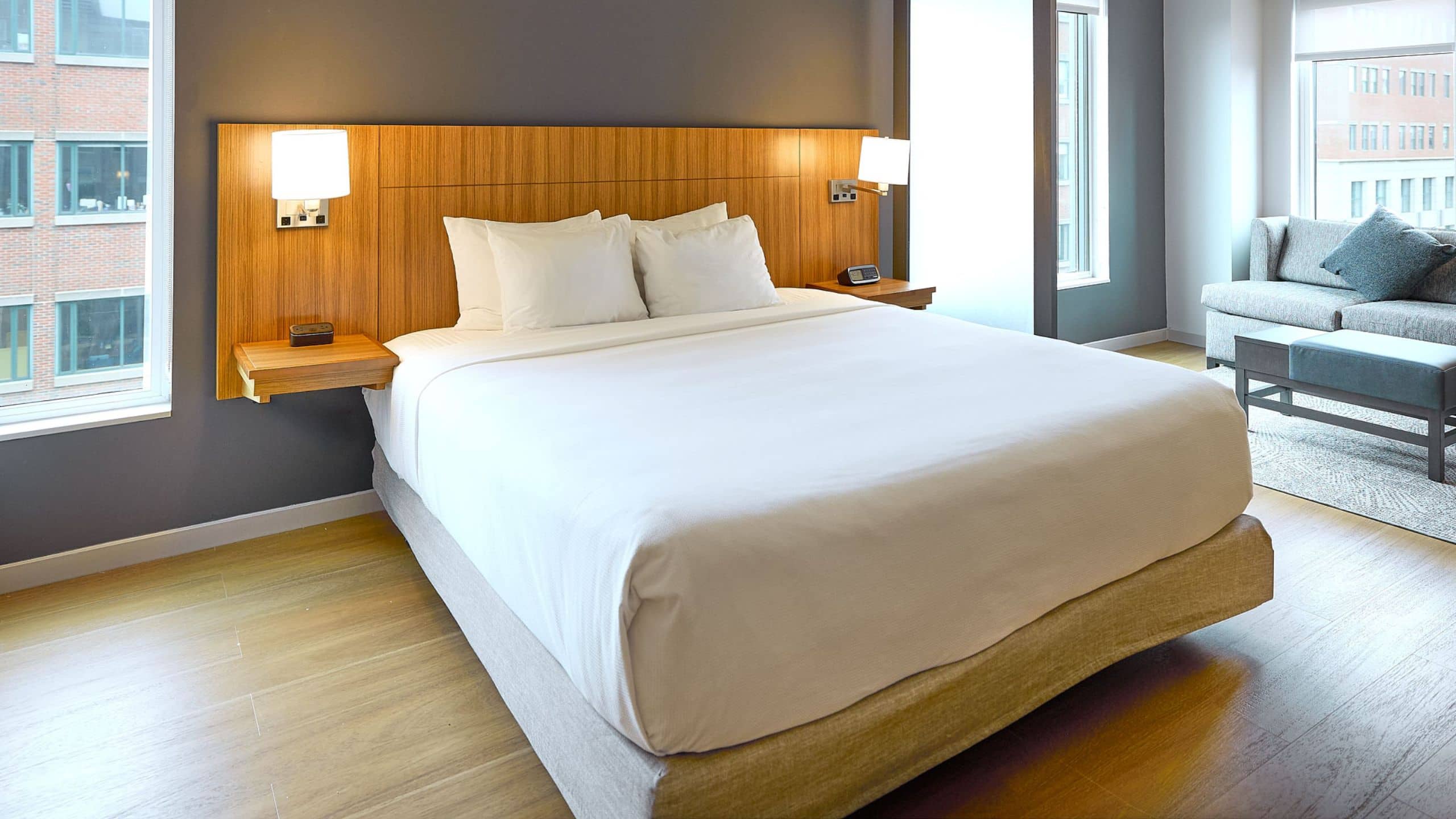 King Bed (with sofa bed) - Image 5