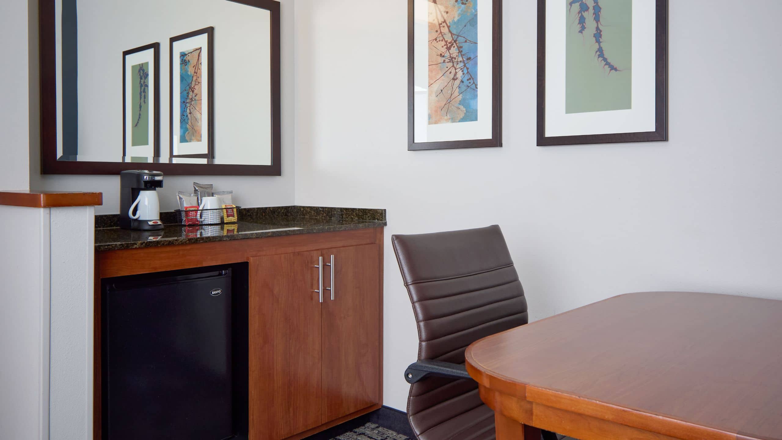 King Bed (With Sofa Bed) - Image 3