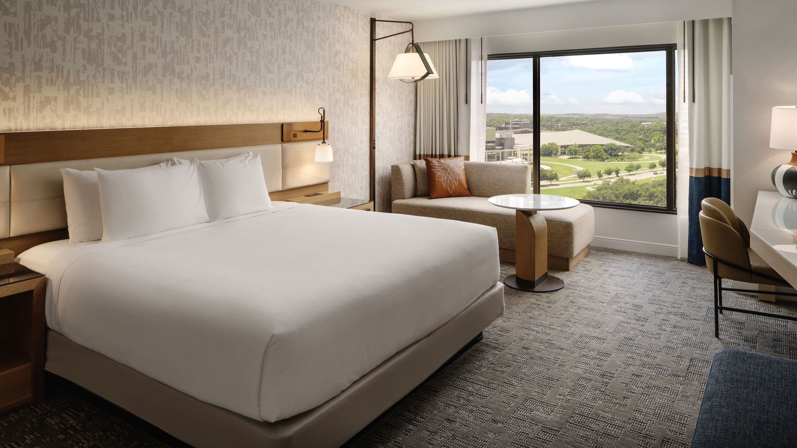 1 King Bed - Image 1