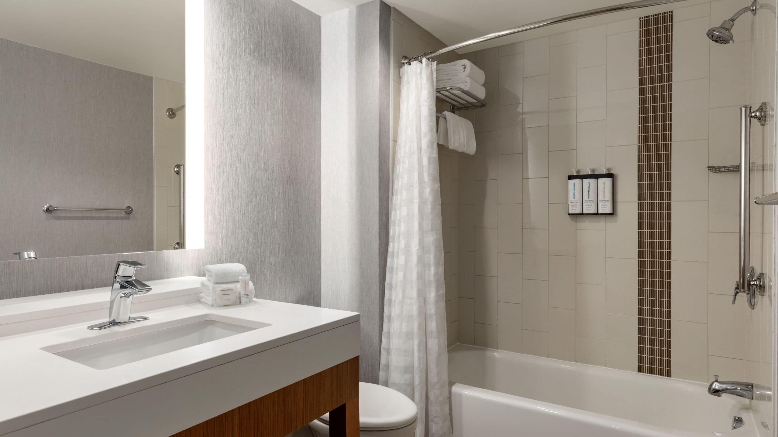 King Bed (with sofa bed) - Image 4