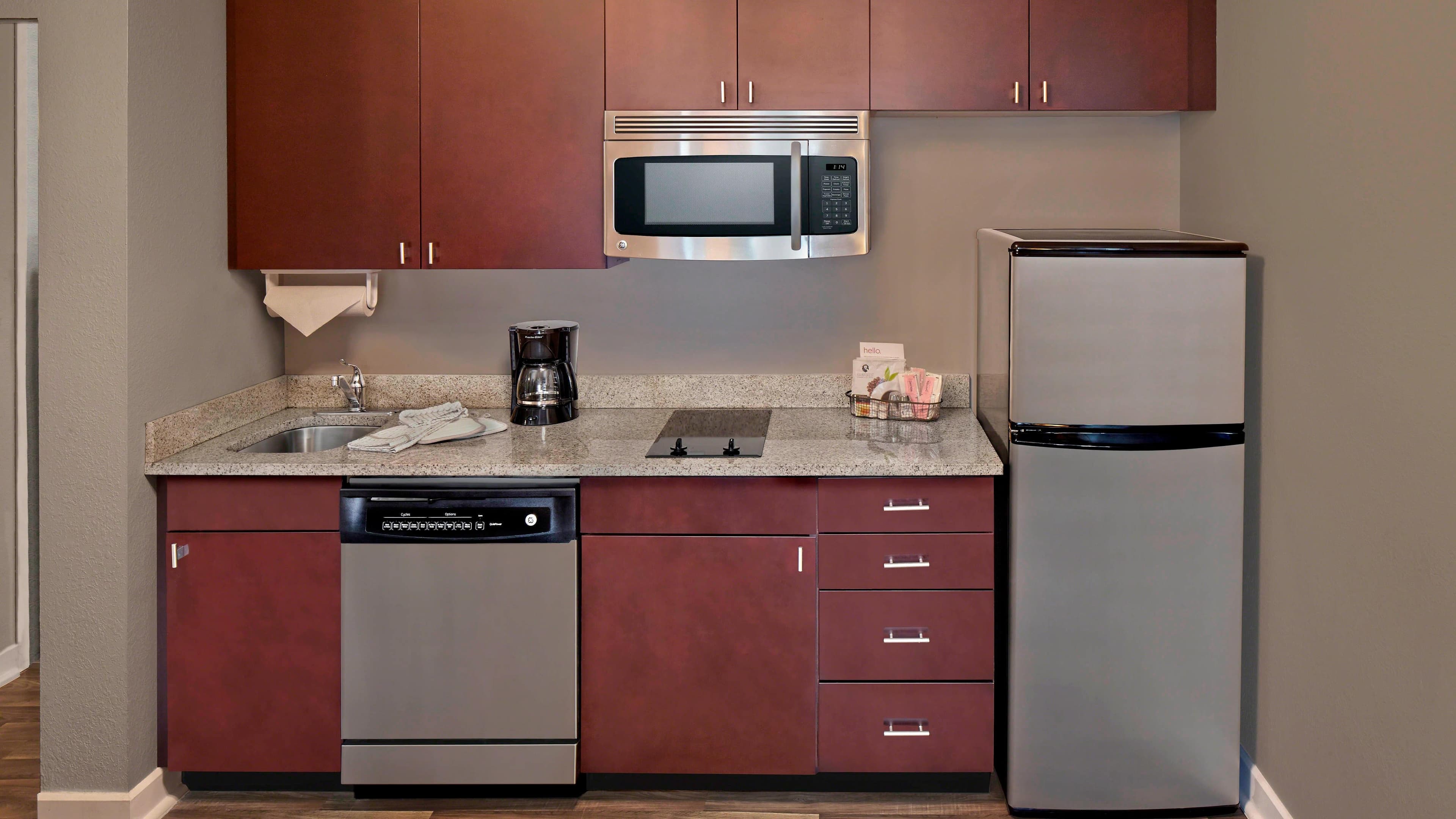 1 Bedroom Suite - Image 1