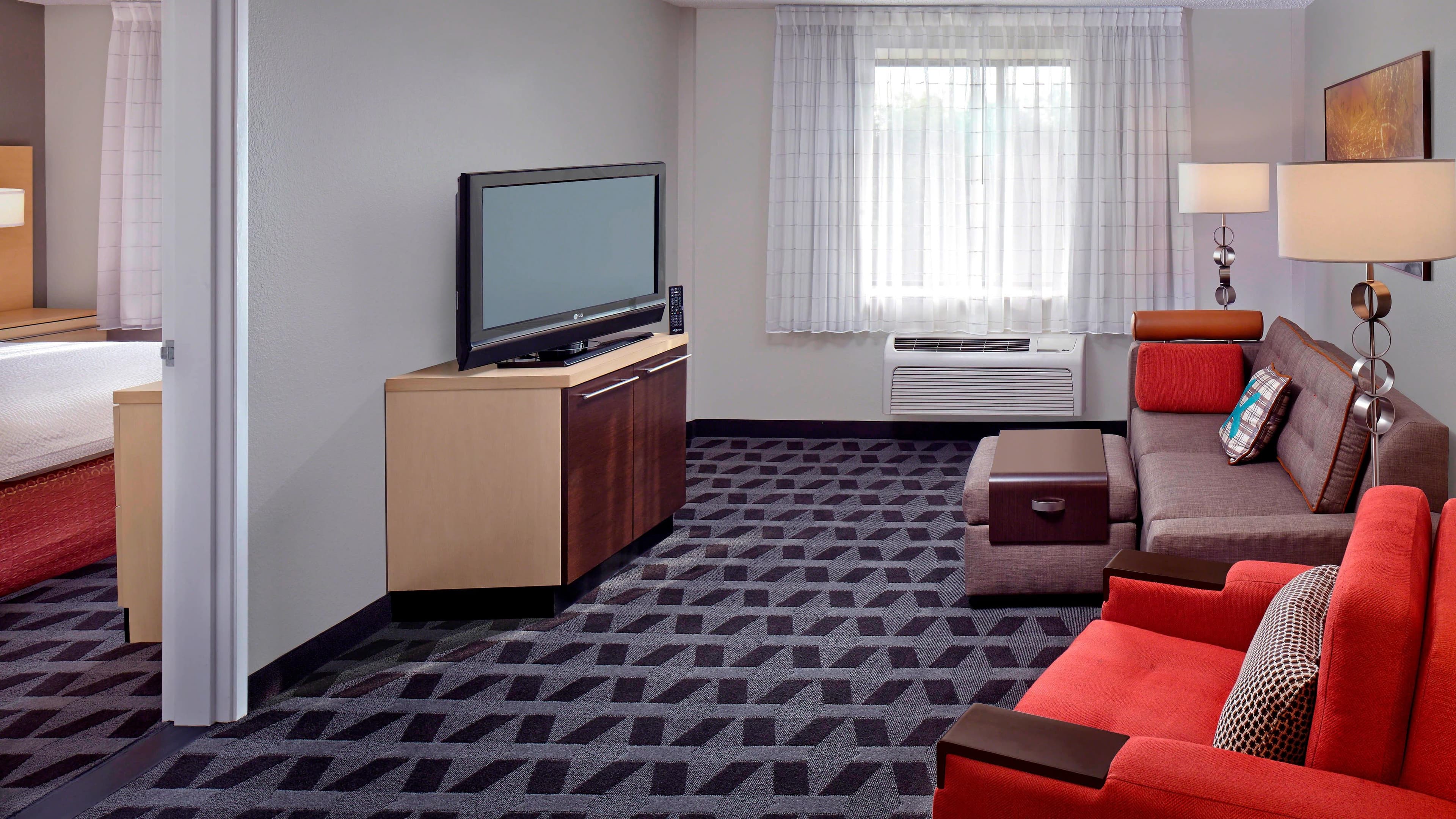 1 Bedroom Suite - Image 4