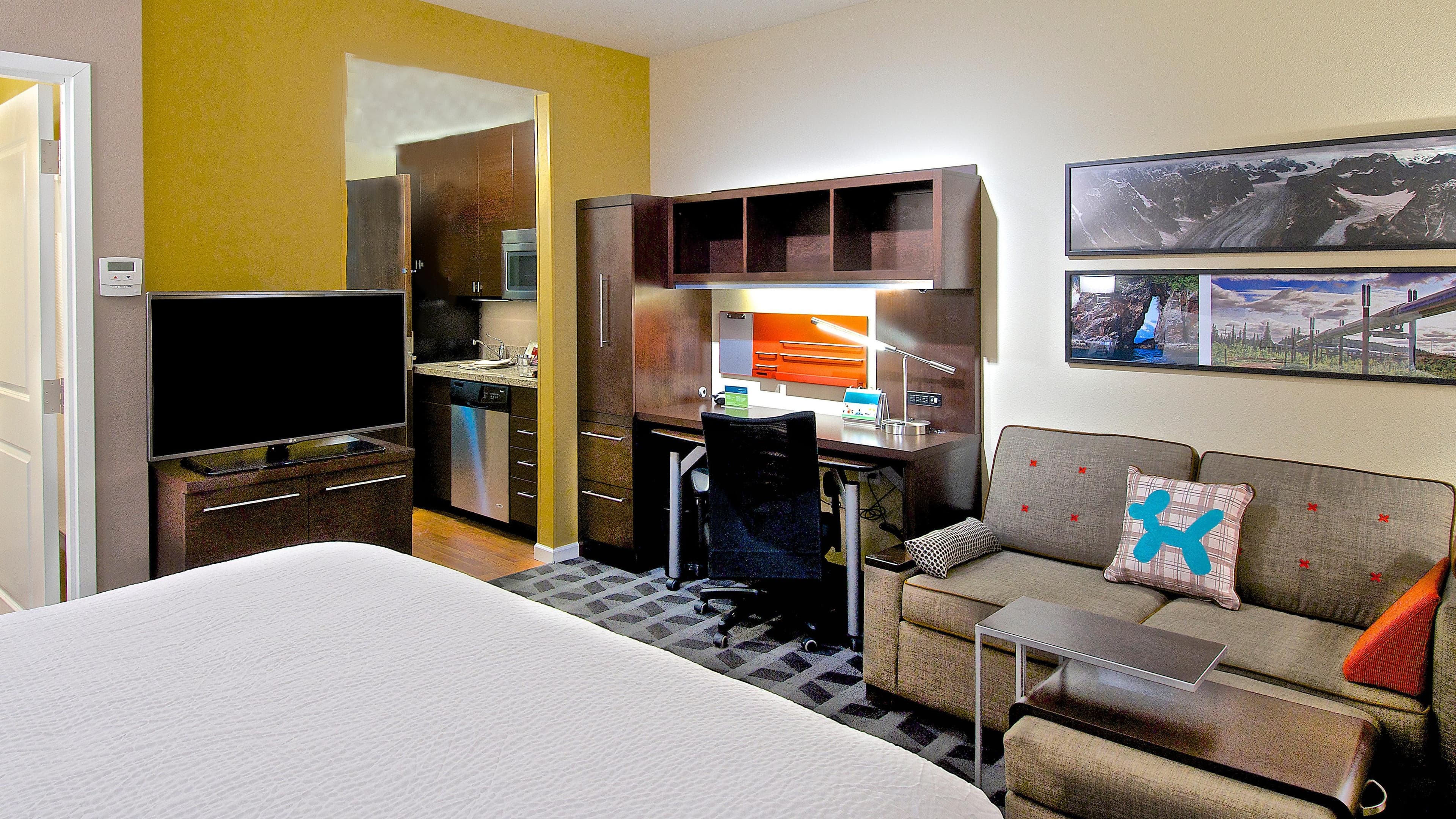 One King Studio Suite - Image 1