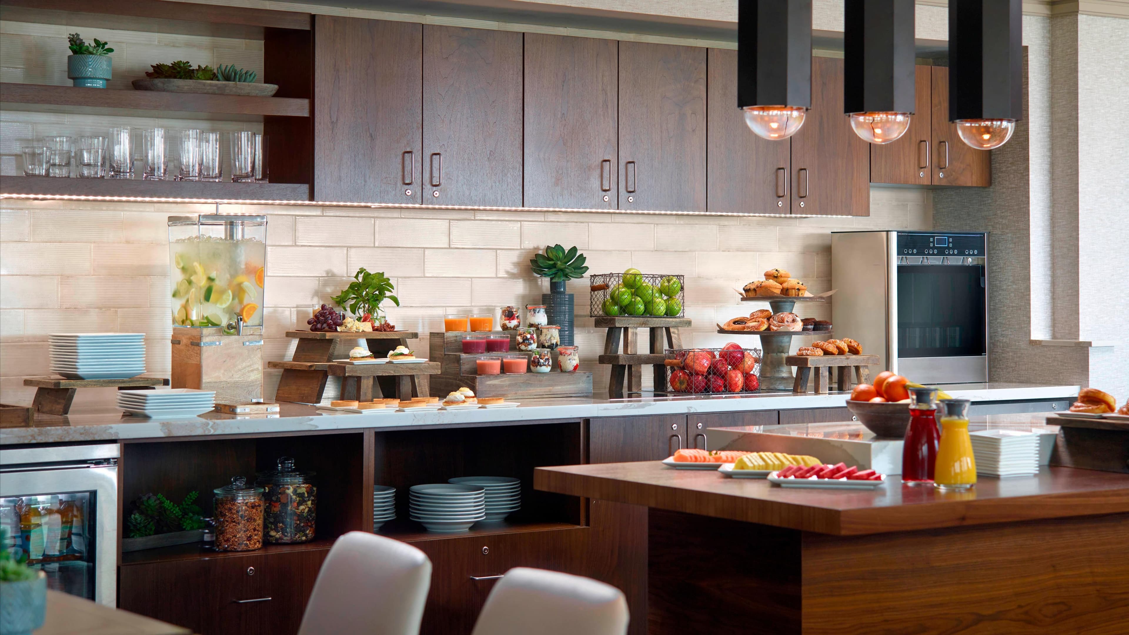 Concierge lounge access - Image 3