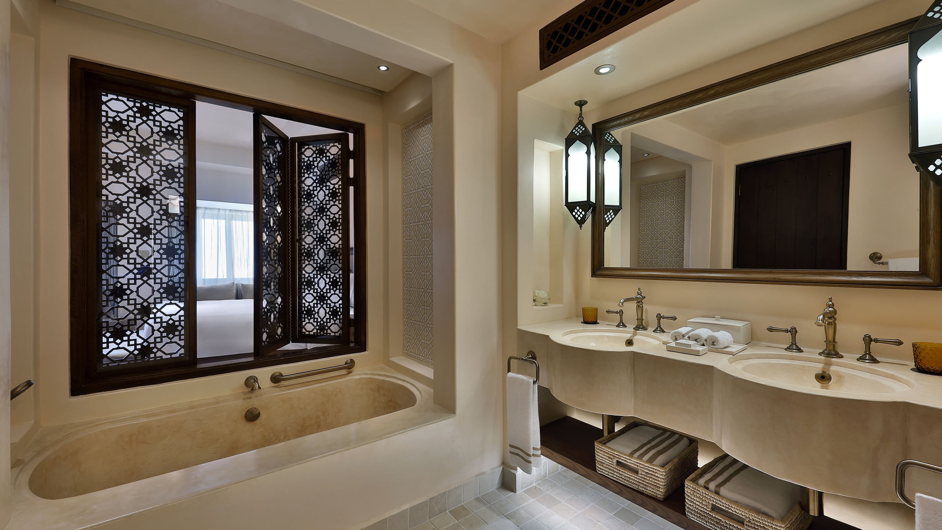 Superior King - Image 5