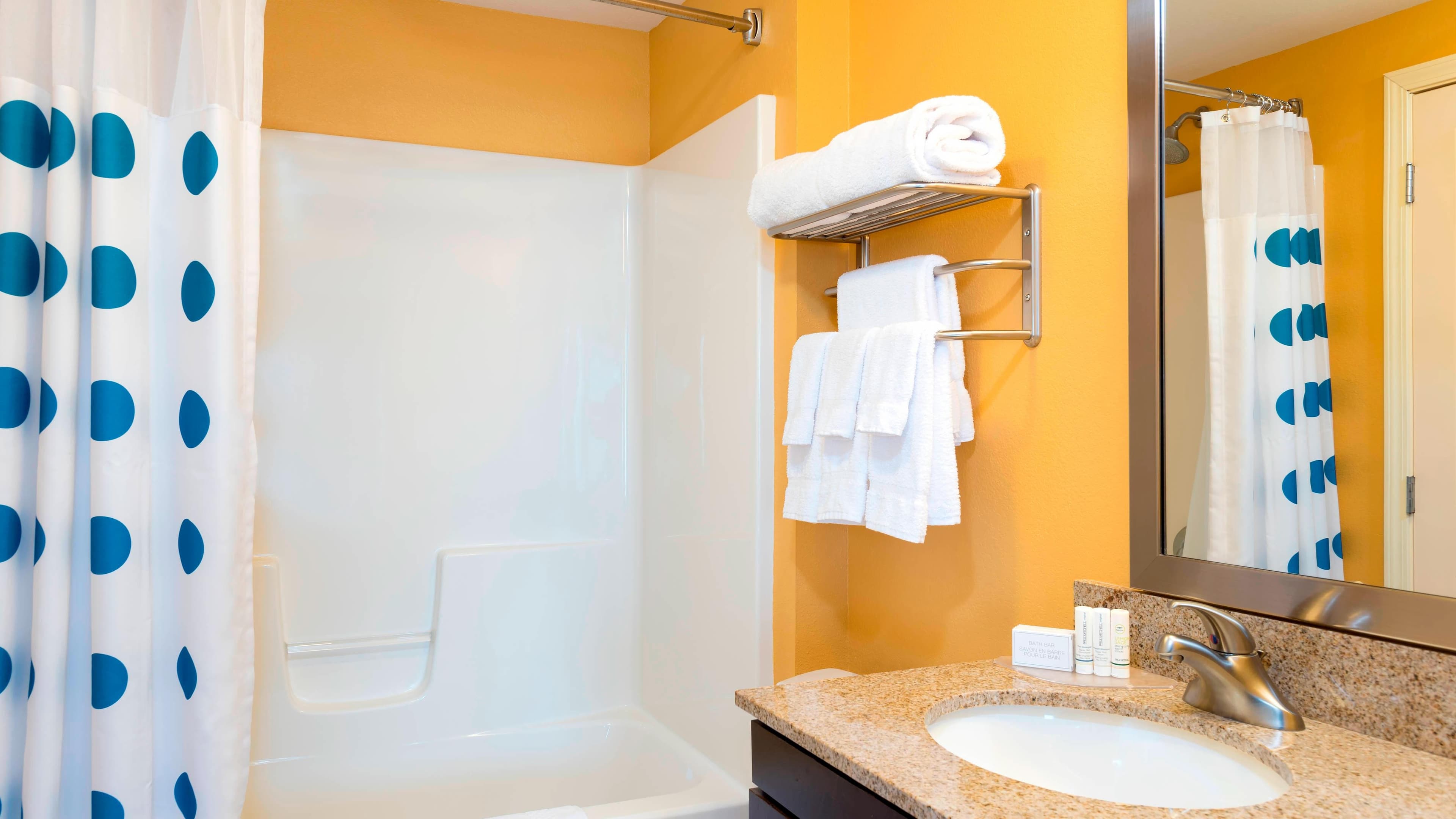 Larger Studio - Image 3