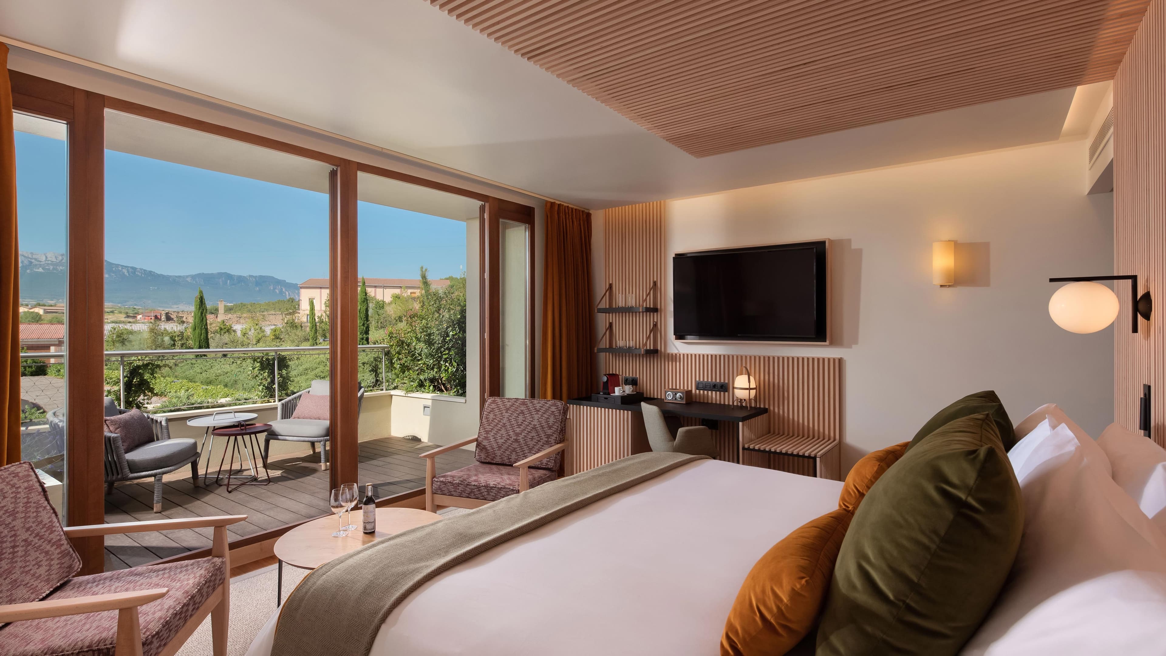 Premium Spa - Image 1