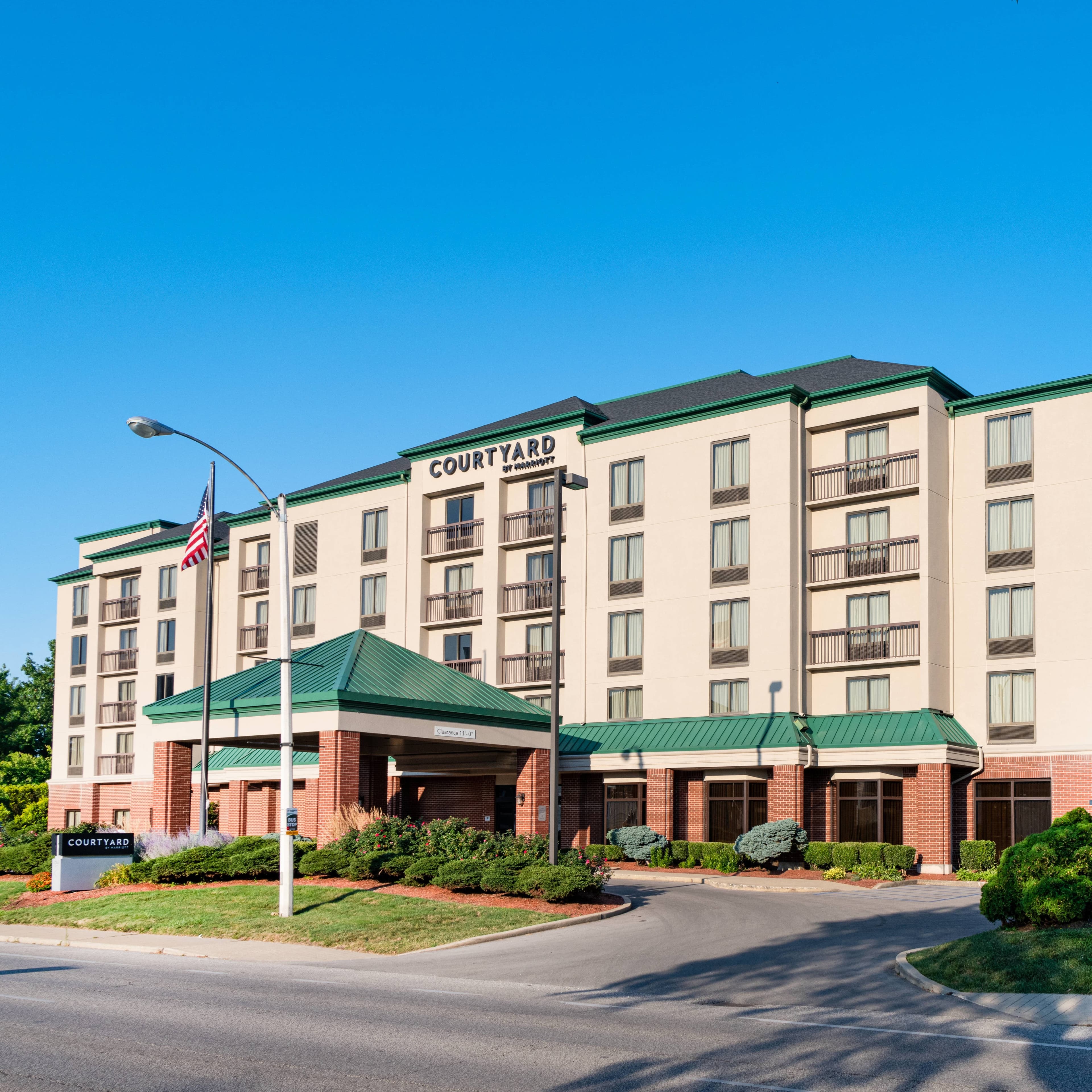 Courtyard Bloomington